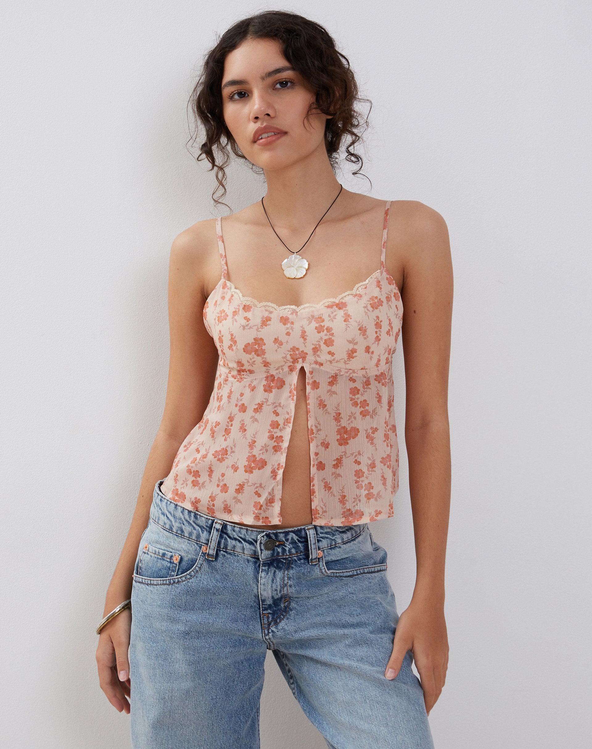 Bild von Slavina Cami Butterfly Top in Pfirsich Kirschblüte