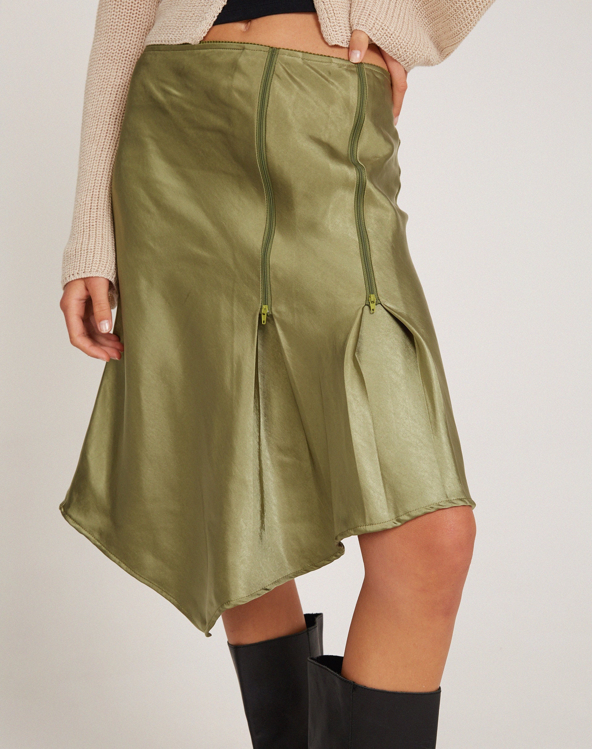 Bild von Slaza Midirock aus Satin Olive