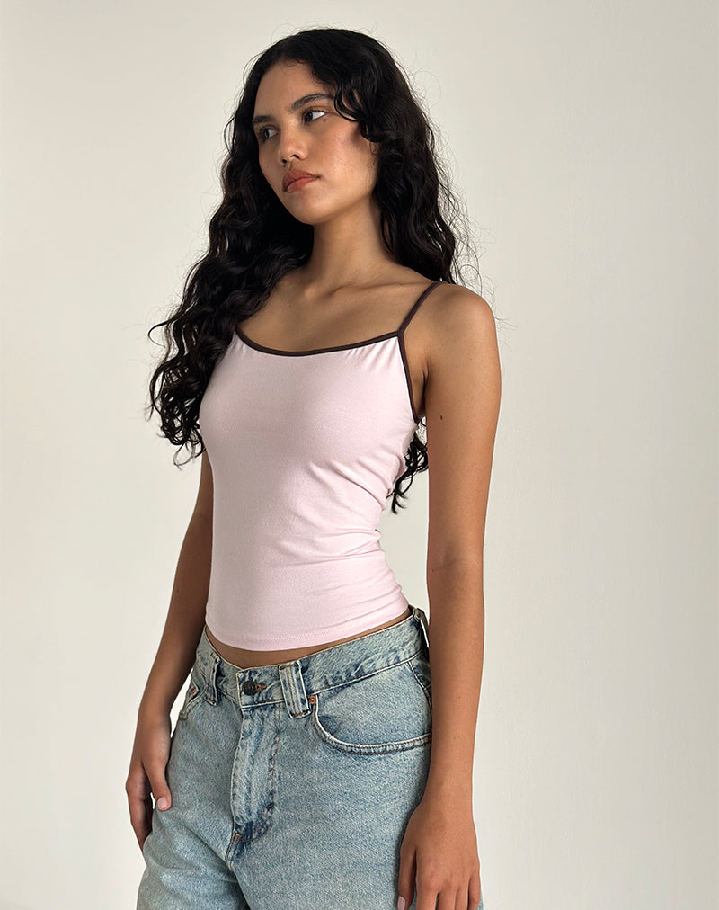 Bild von Solani Top in Hellrosa mit tiefem Mahagoni-Einband