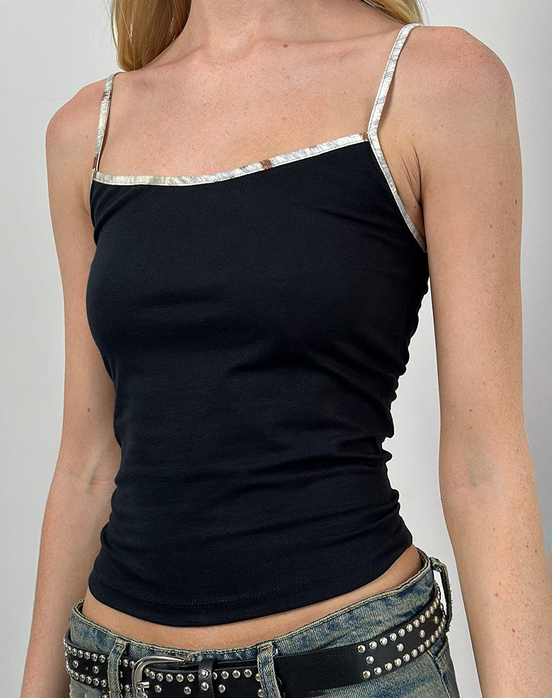 Solani Top in Schwarz mit Bambi-Tier-Bindung