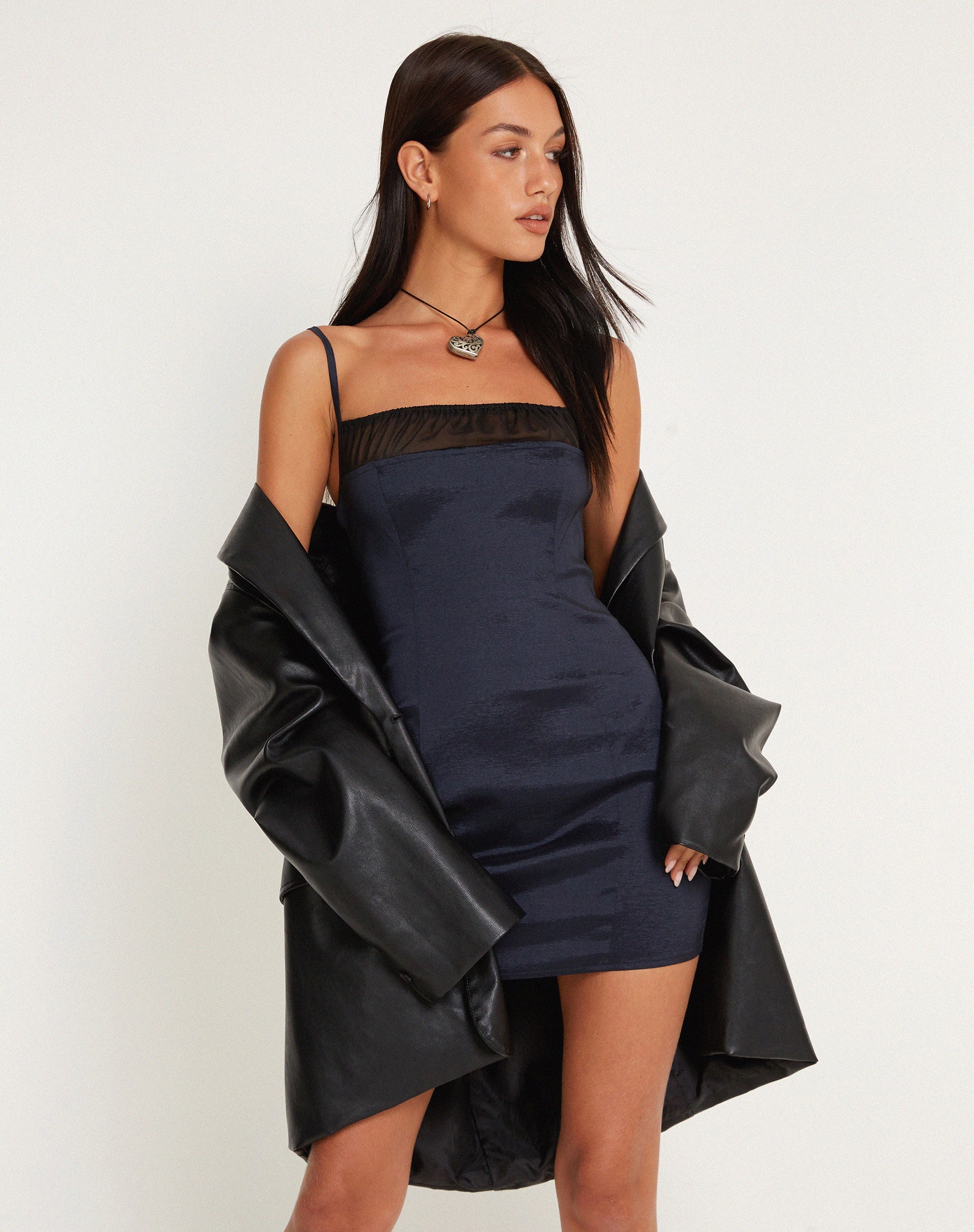Bild von Solihu Minikleid in Satin Navy