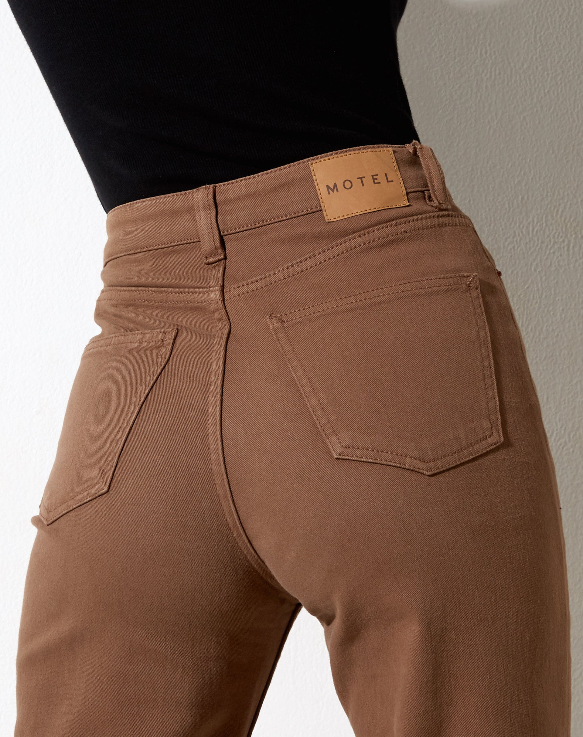 Bild von Straight Leg Jeans in Rich Brown
