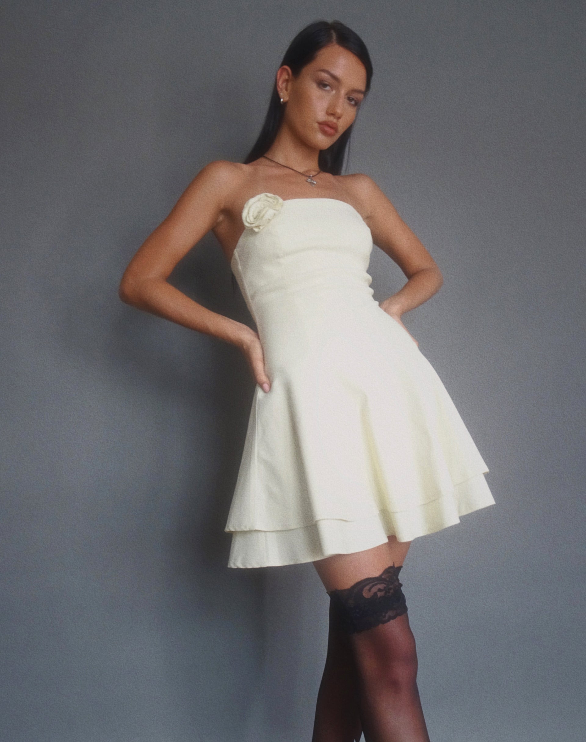 Image of Striata Minikleid in Creme mit Rosette