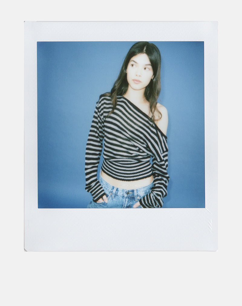 Suena Asymmetrischer Pullover mit Streifen in Schwarz und Grau