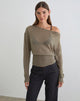 Bild des asymmetrischen Pullovers „Suena” aus Strick in Khaki