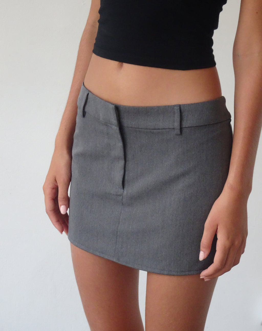 Sukra Mini-Tailored Skirt in Anthrazit