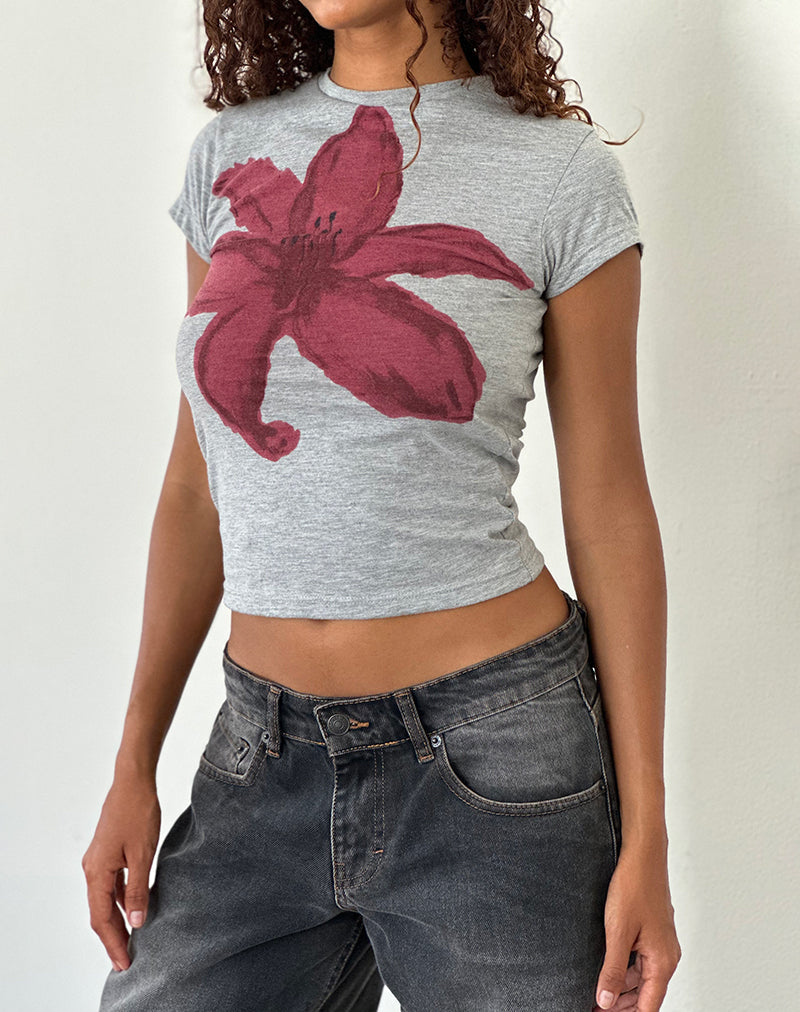 Sutin Tee aus grauem Mergel mit gemalter Blumengrafik