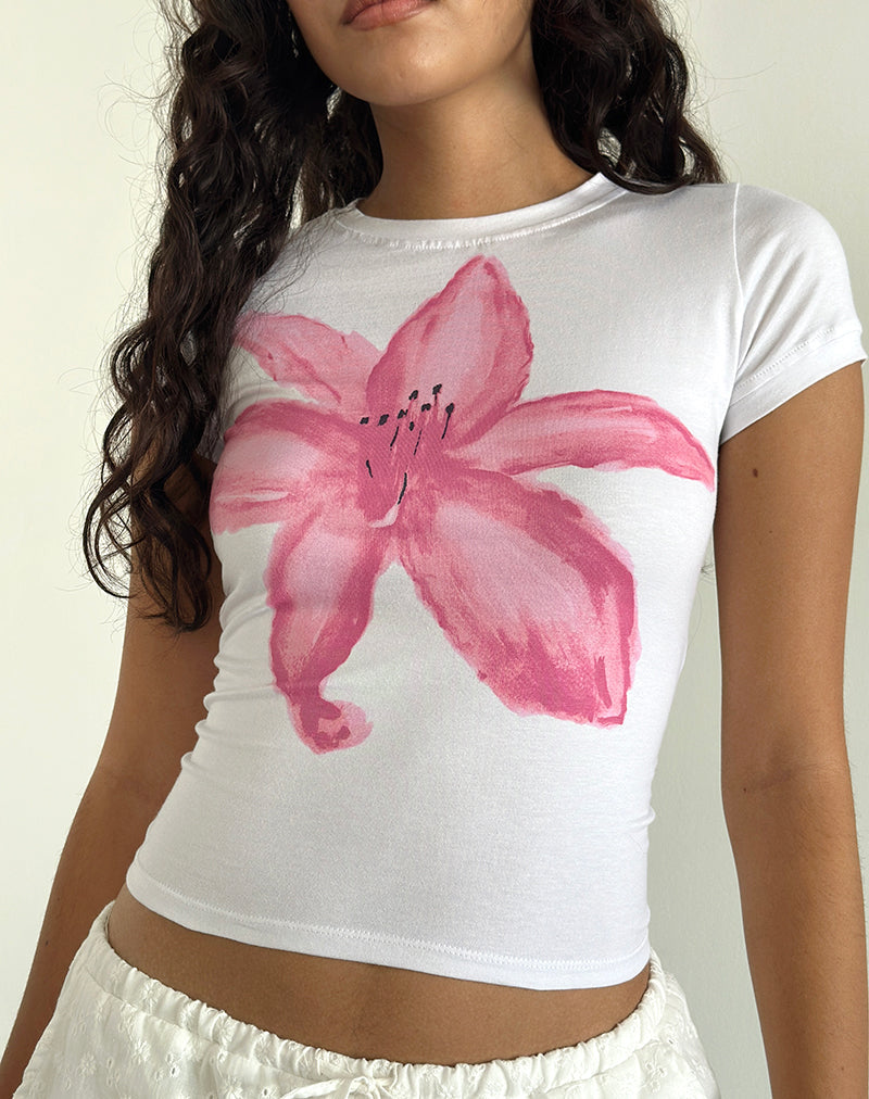 Bild von Sutin Tee in Weiß mit gemalter Blume Rosa