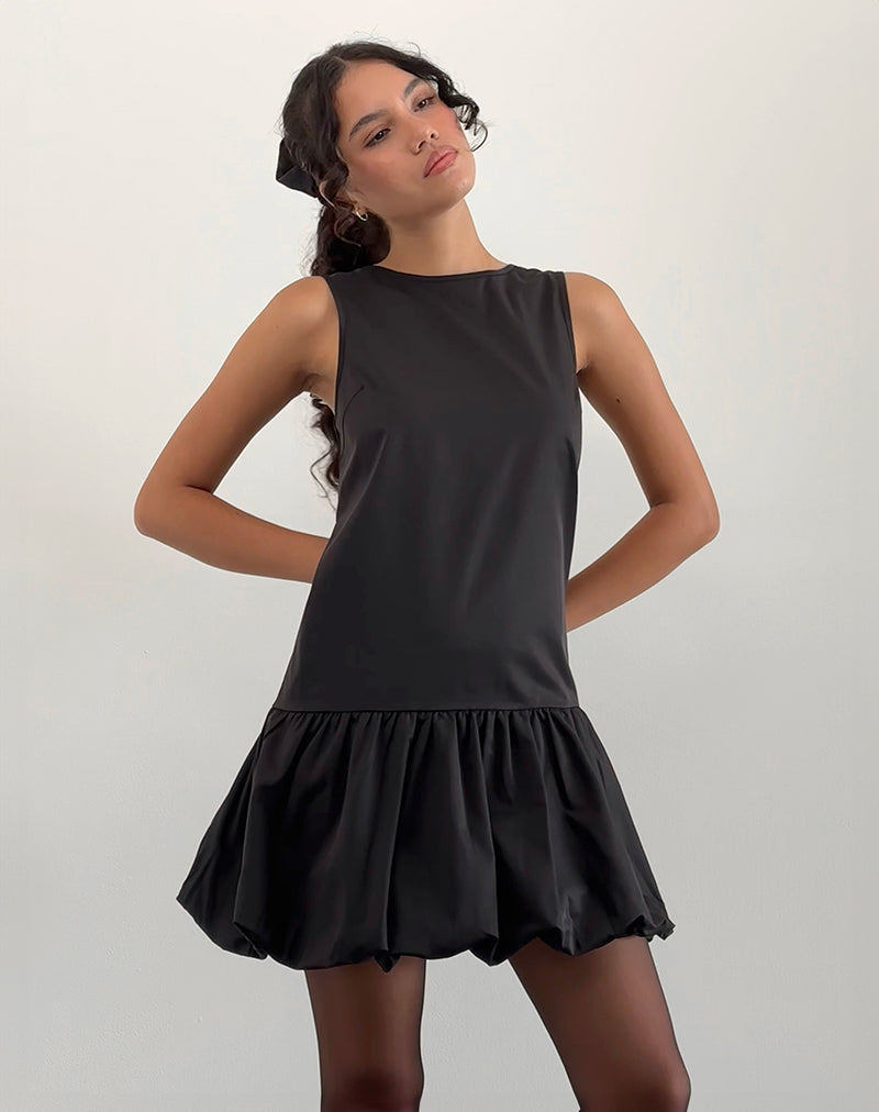 Bild von Tamilo Bubble Hem Mini Dress in Schwarz