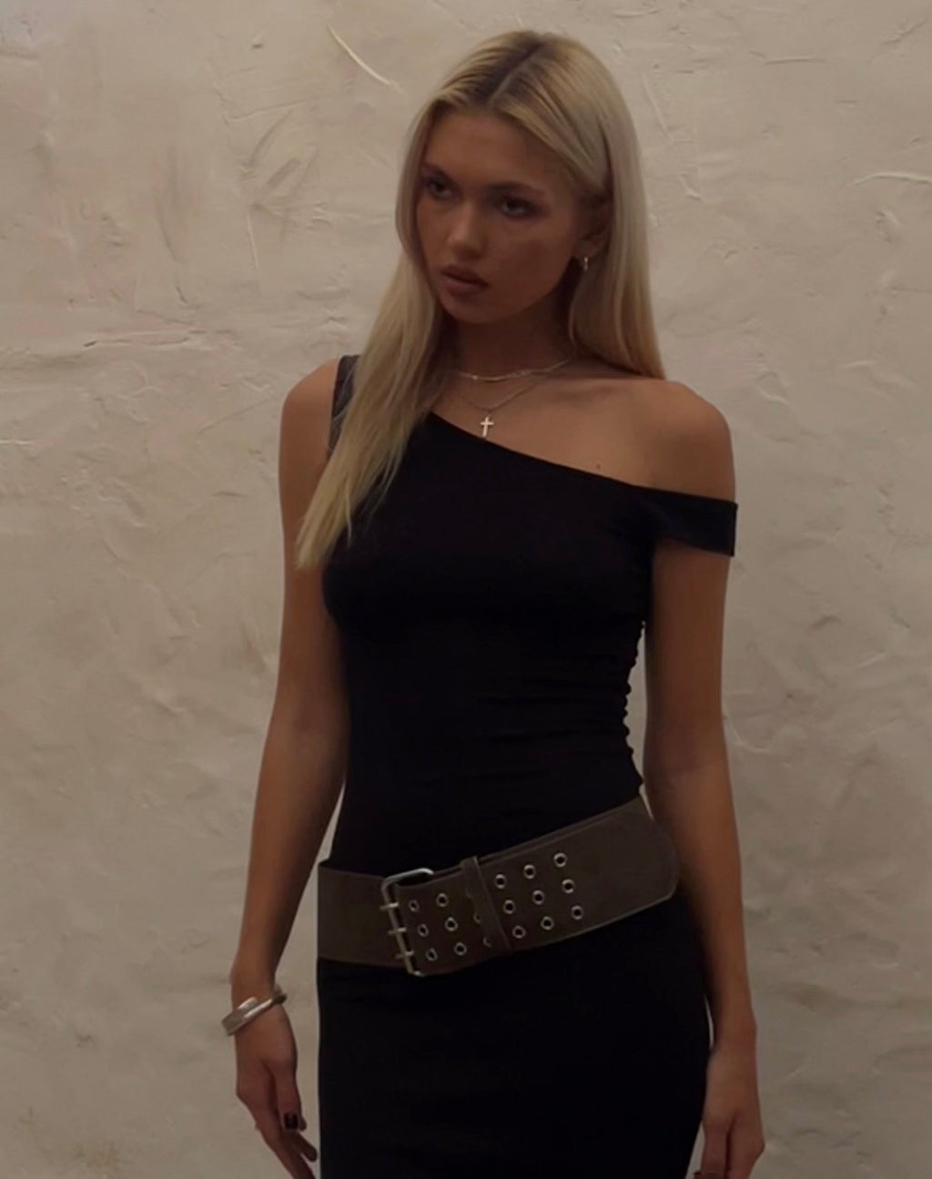 Tehyun Maxikleid aus schwarzer Rippe