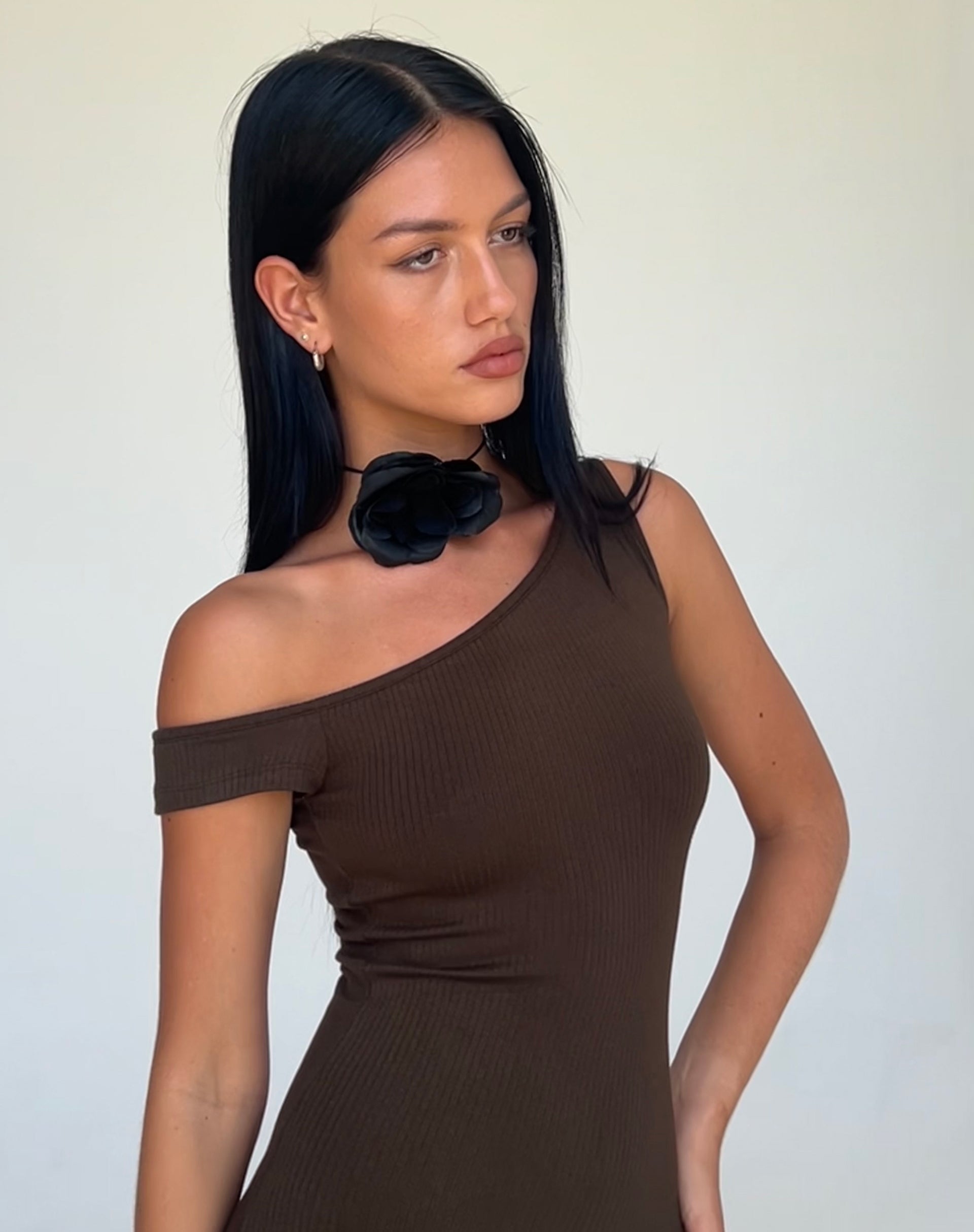 Bild von Tehyun Maxikleid in brauner Rippe