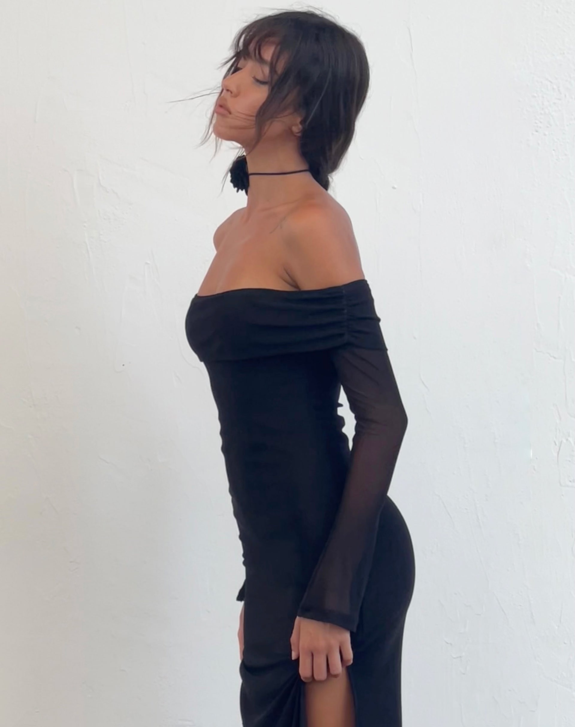 Image of Terika Bardot Langärmeliges Maxikleid aus Mesh Schwarz