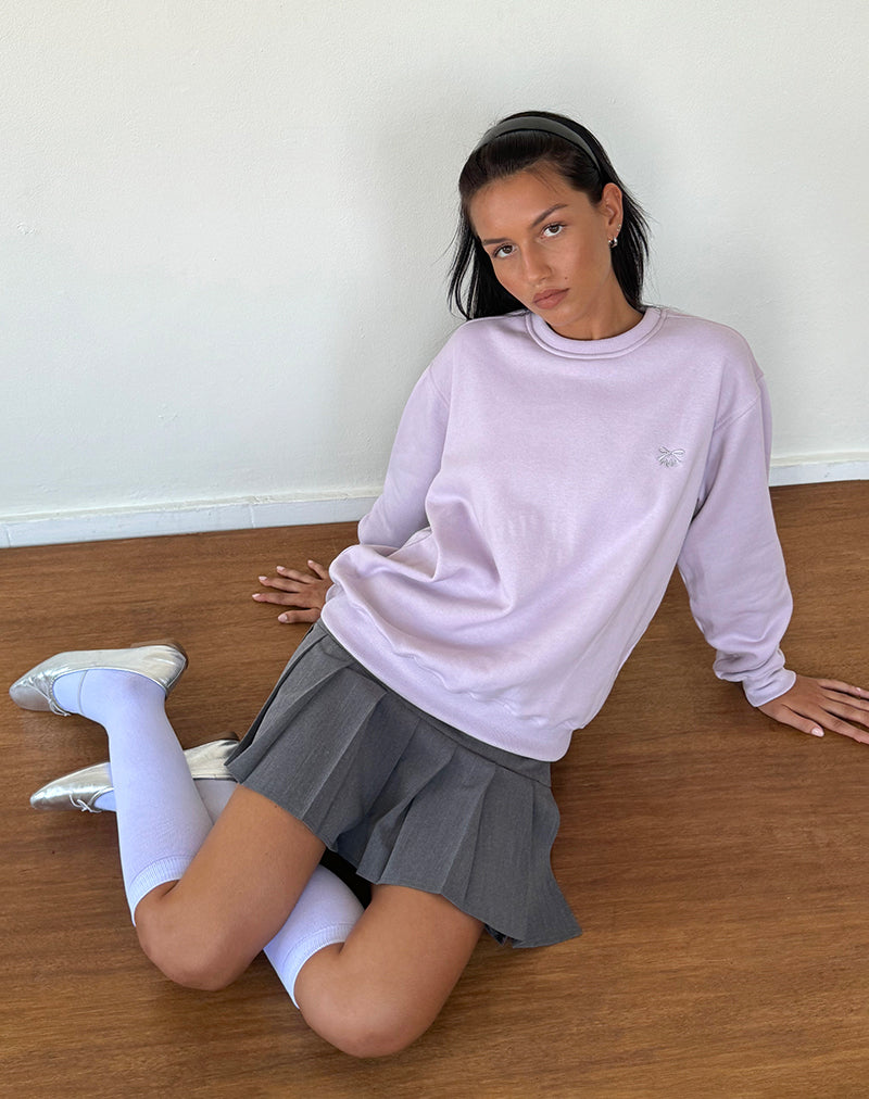 Image of Tillie Pullover in Violett mit grauer Schleifenstickerei