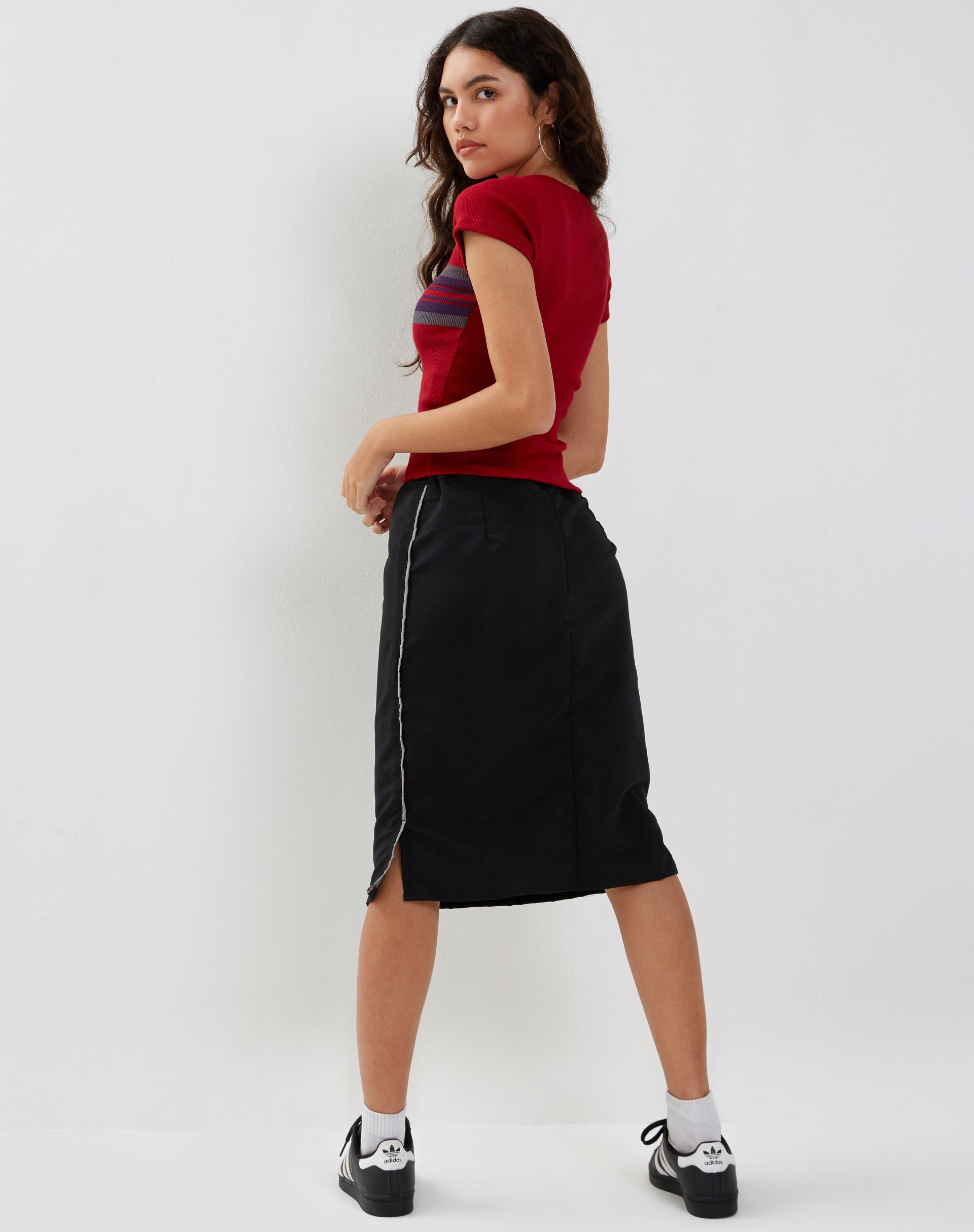 Bild von Tiona Top in Adrenalin Red Stripe