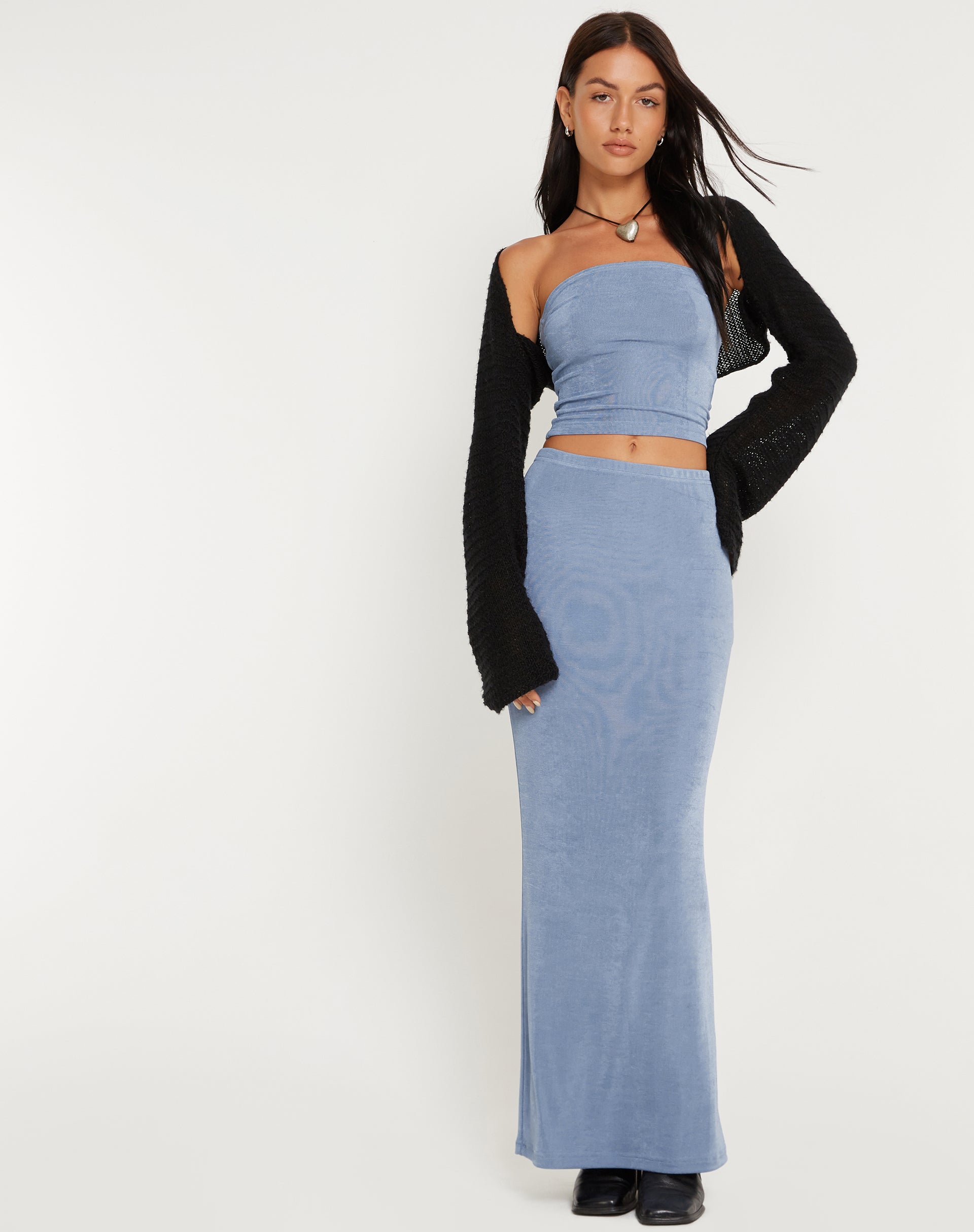 Bild von New Tulus Low Rise Maxirock in Schieferblau