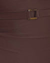 Braun mit Gürtel