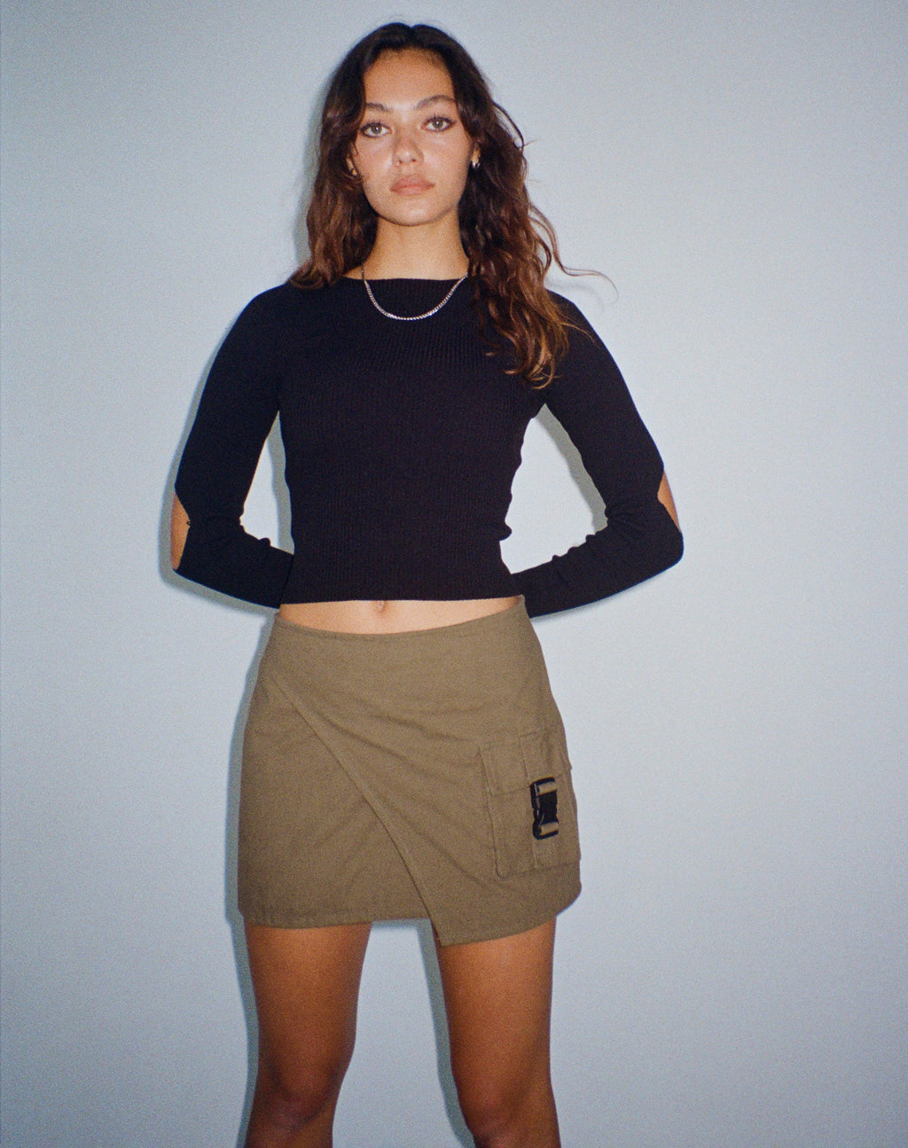 Trin Minirock mit niedriger Taille in Military Khaki