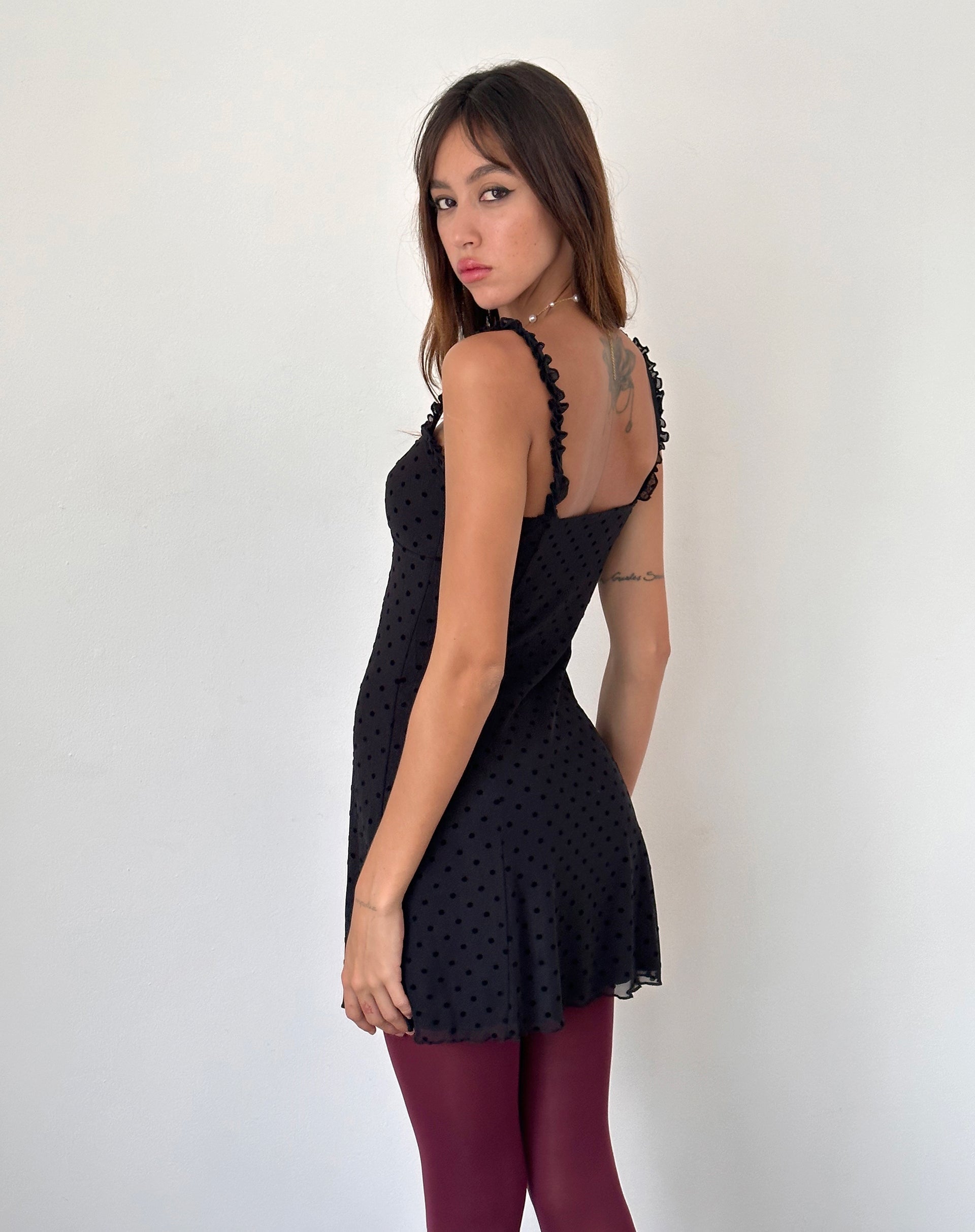 Image of Trisha Minikleid in Polka Schwarz Flock