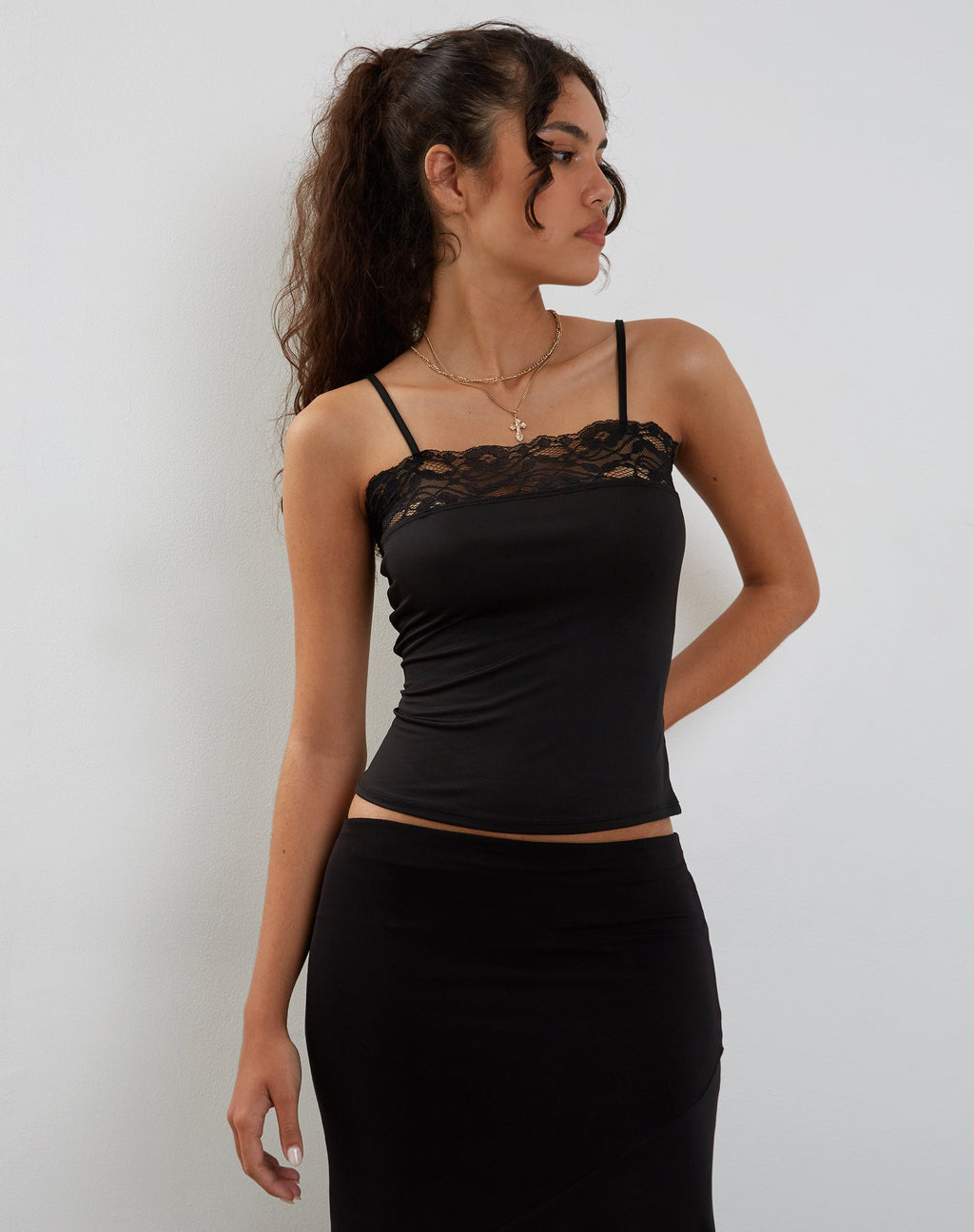 Tucci Vest Top aus glitzernder Spitze Schwarz