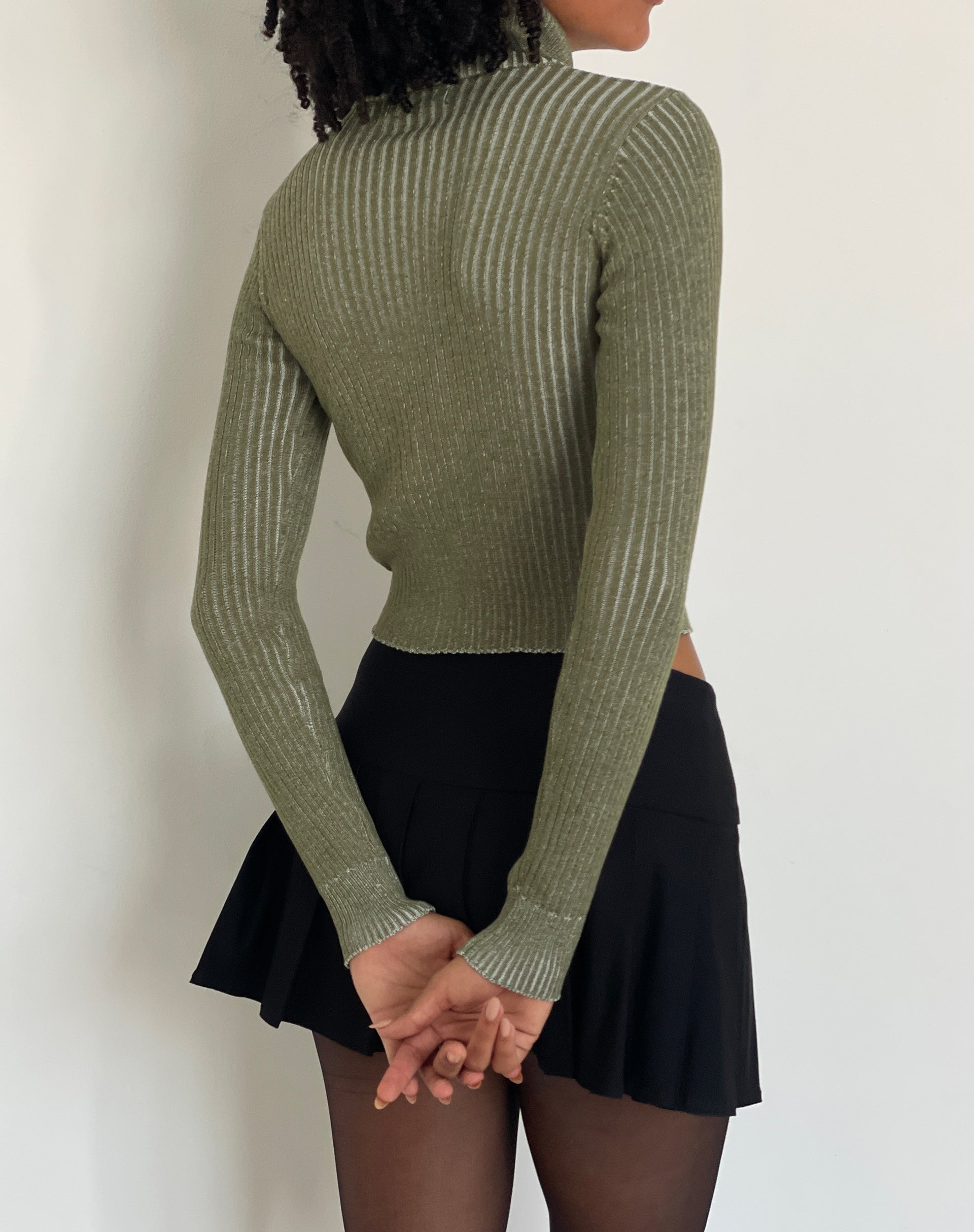 Bild von Tuzifa Cropped Pullover in Olive