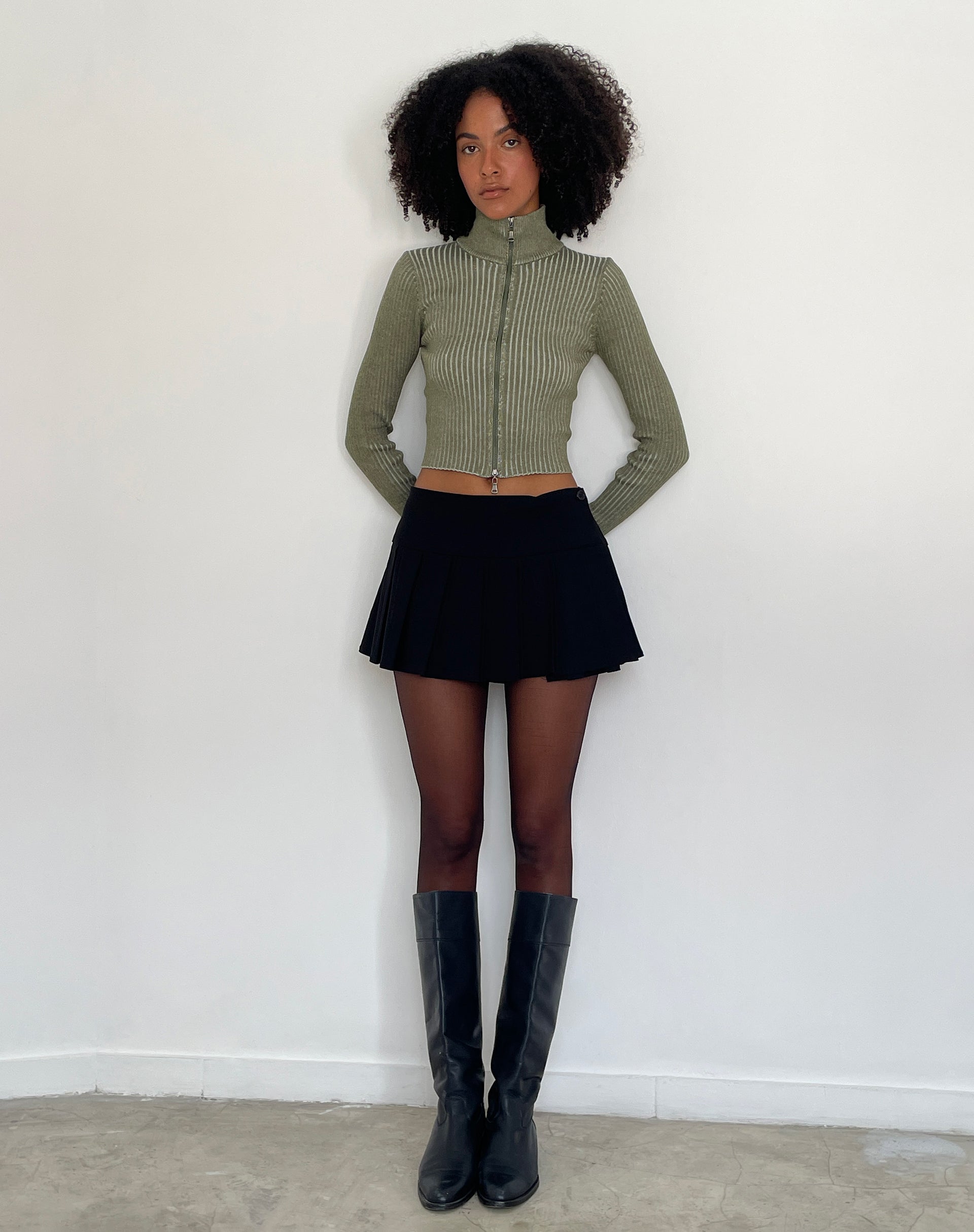 Bild von Tuzifa Cropped Pullover in Olive