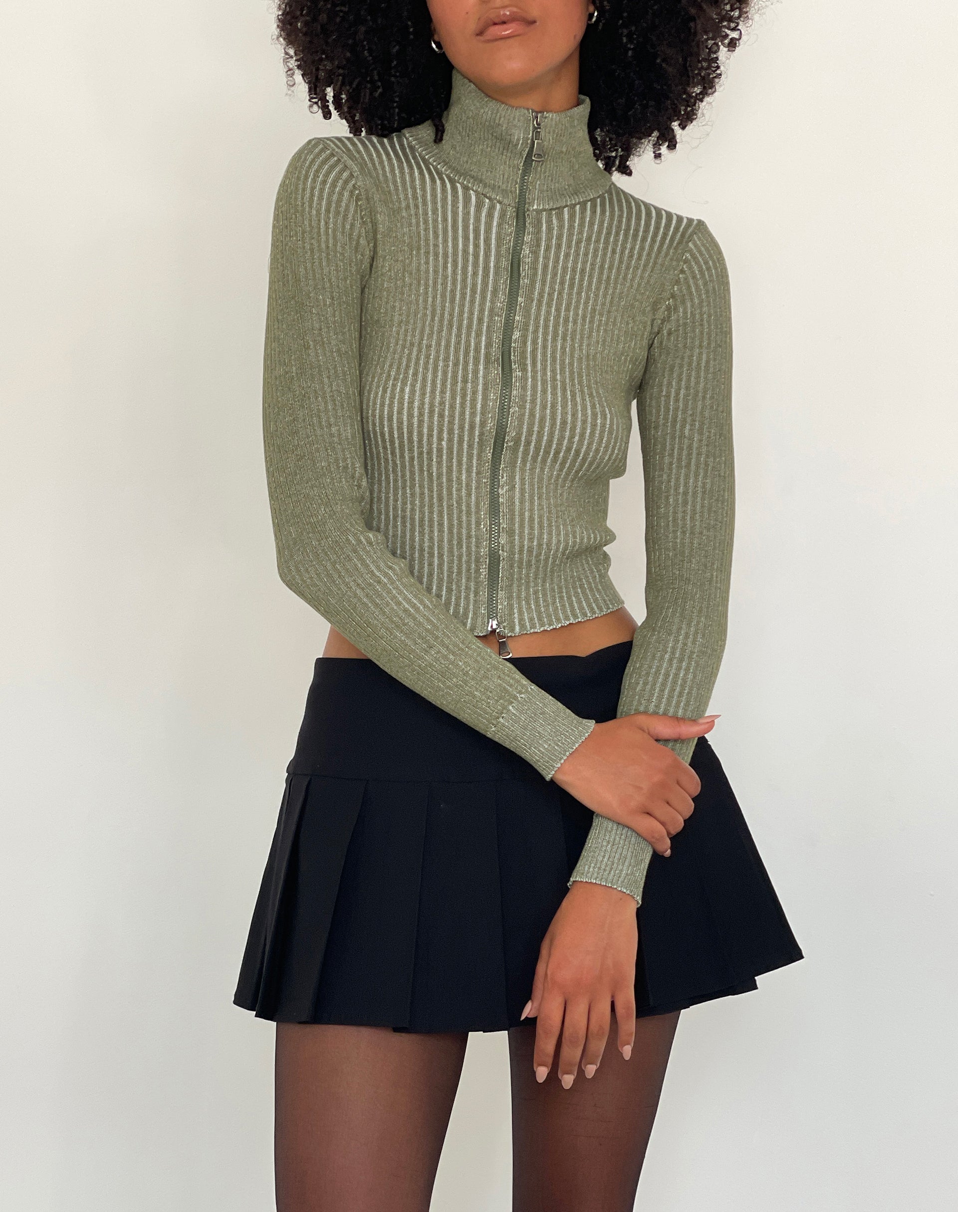 Bild von Tuzifa Cropped Pullover in Olive