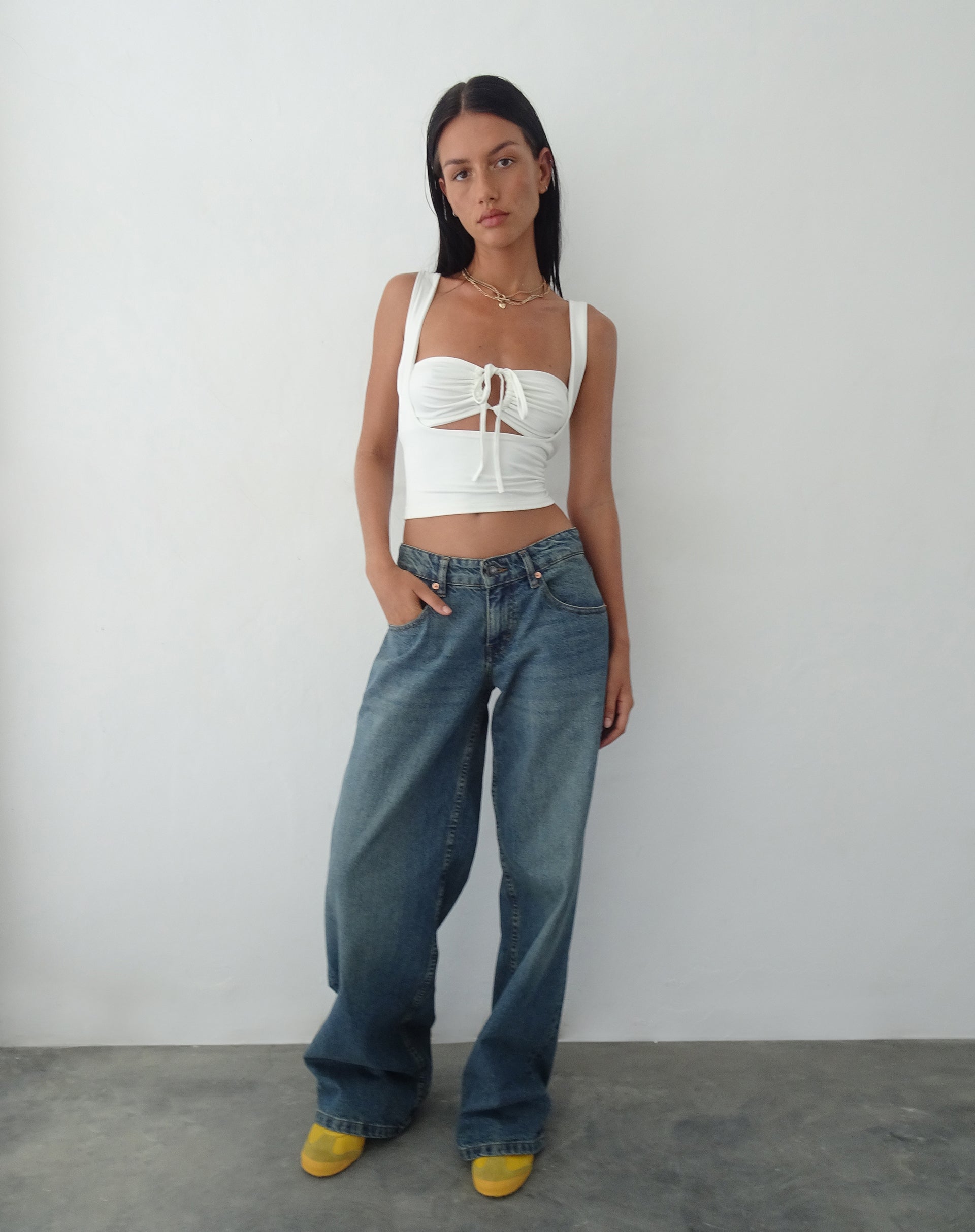 Bild von Ulani Crop Top in Elfenbein