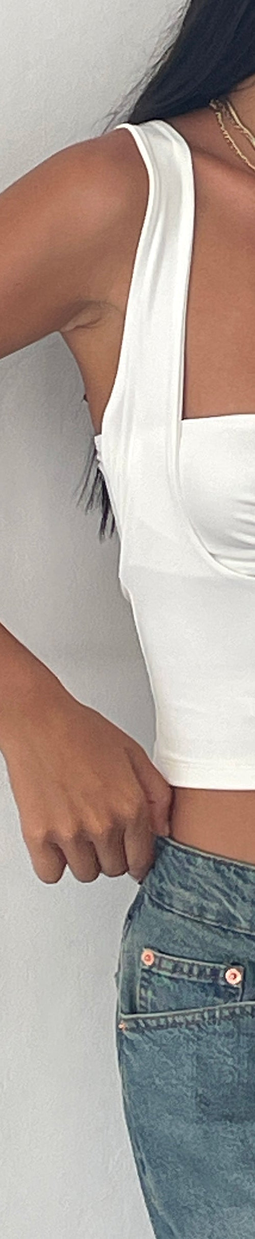 Bild von Ulani Crop Top in Elfenbein
