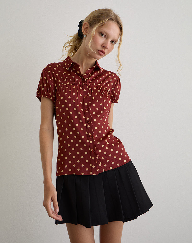 Bild von Ulsan Fitted Shirt in Rot mit Polka-Print