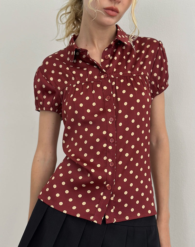 Bild von Ulsan Fitted Shirt in Rot mit Polka-Print