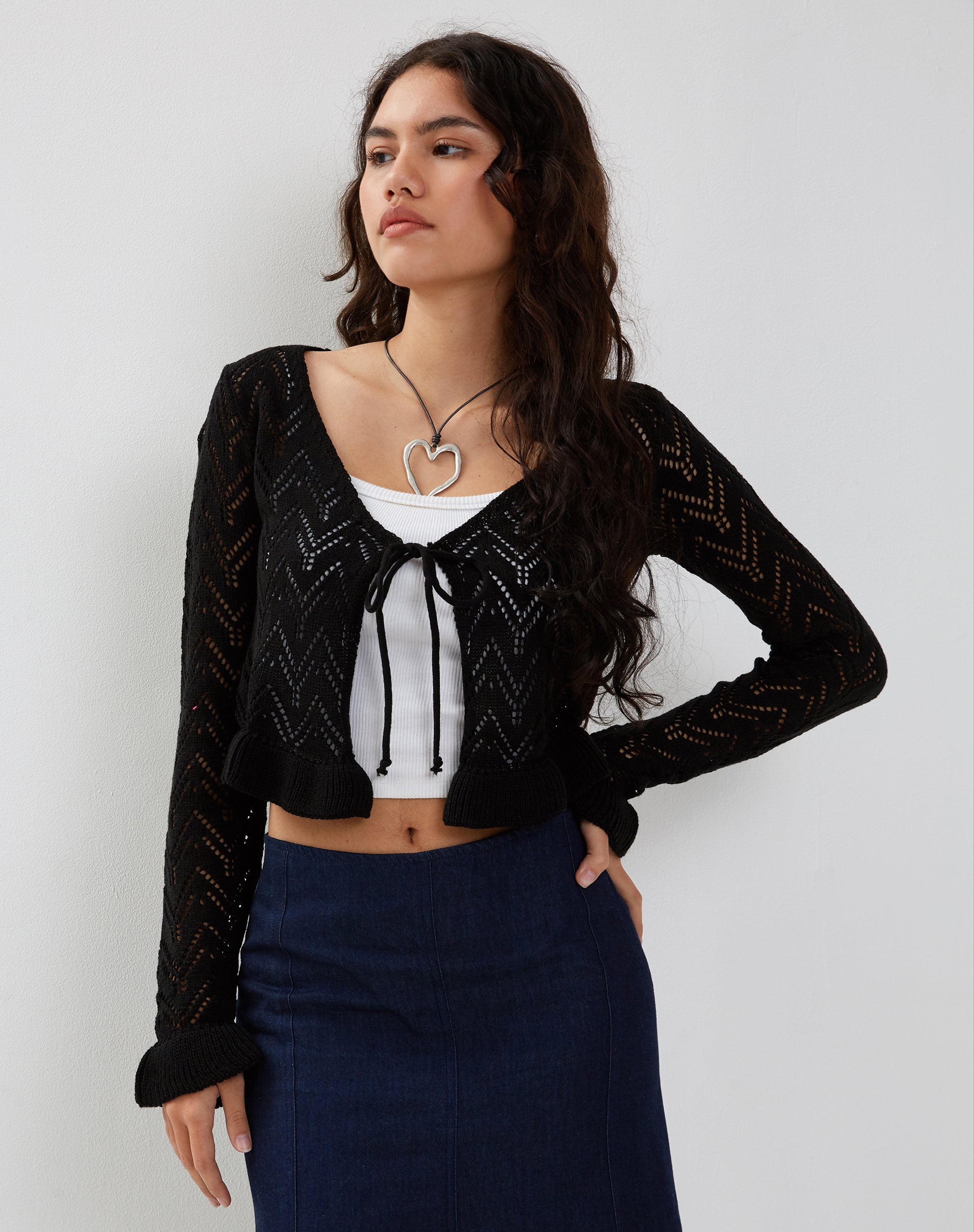 Image of Vella Strickjacke in Schwarz gestrickt