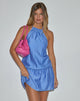 Image of Veloria Mini-Kleid mit Neckholder aus blauem Chiffon mit gemalten Streifen