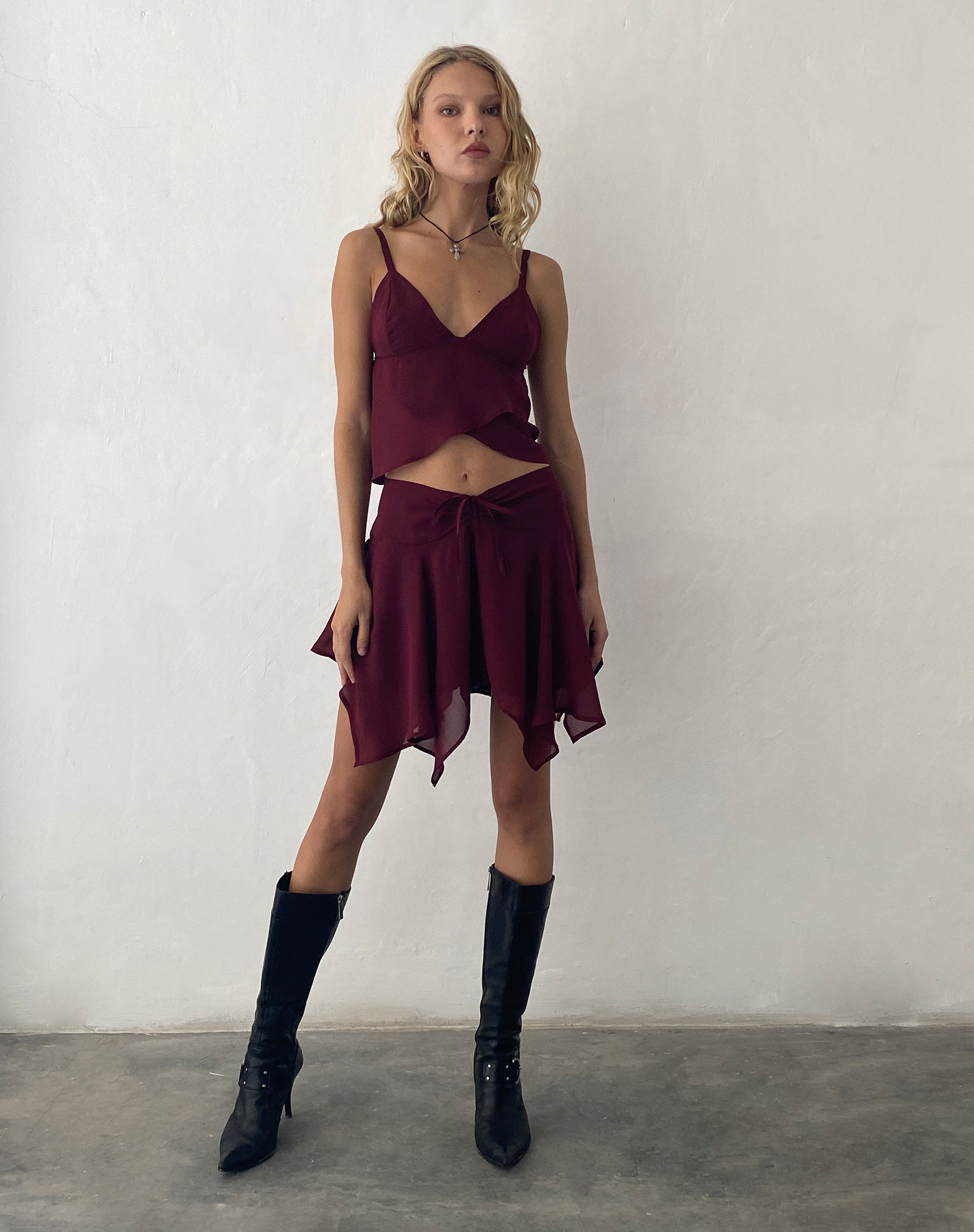 Bild von Veny Minirock aus Chiffon Oxblood