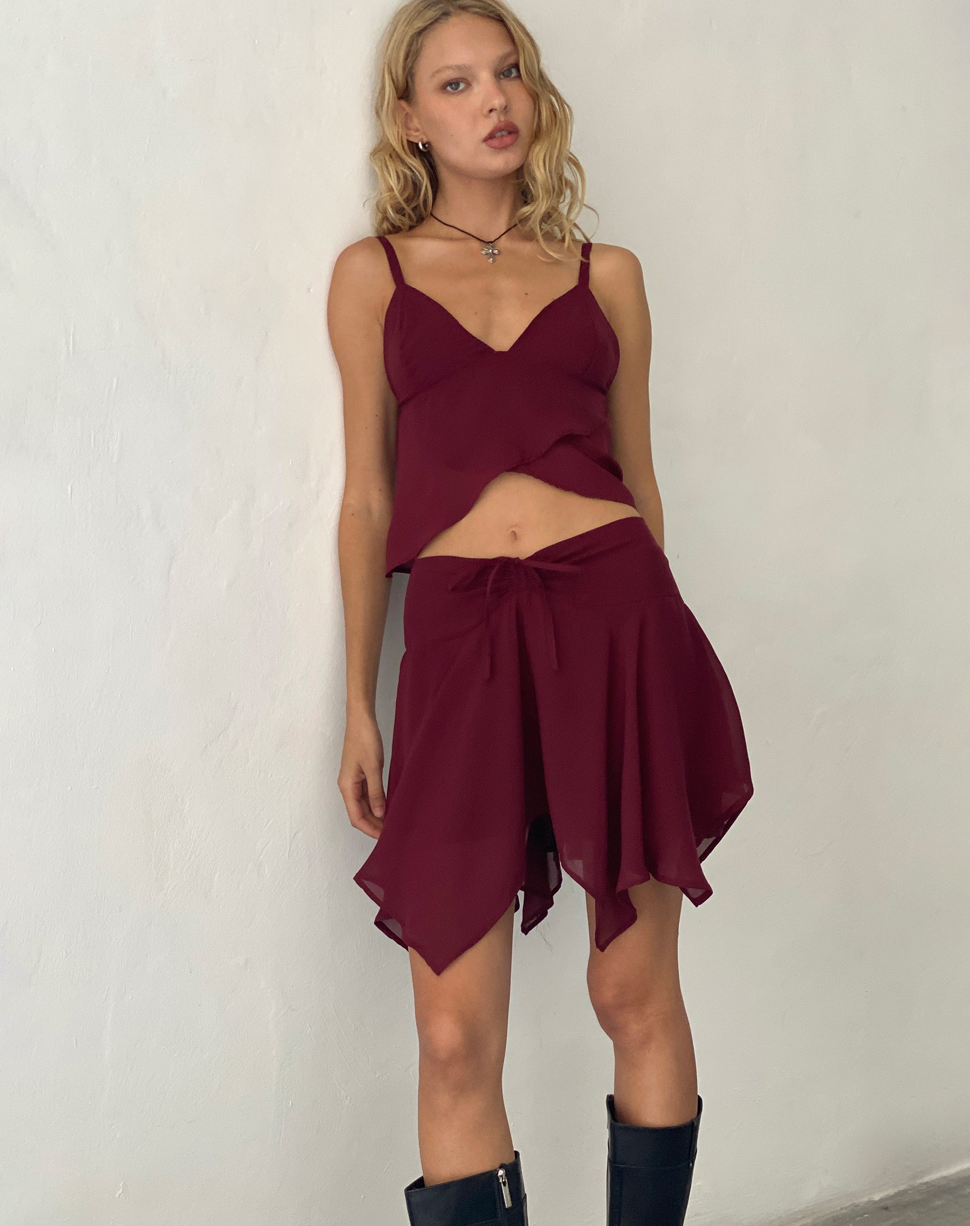 Bild von Veny Minirock aus Chiffon Oxblood