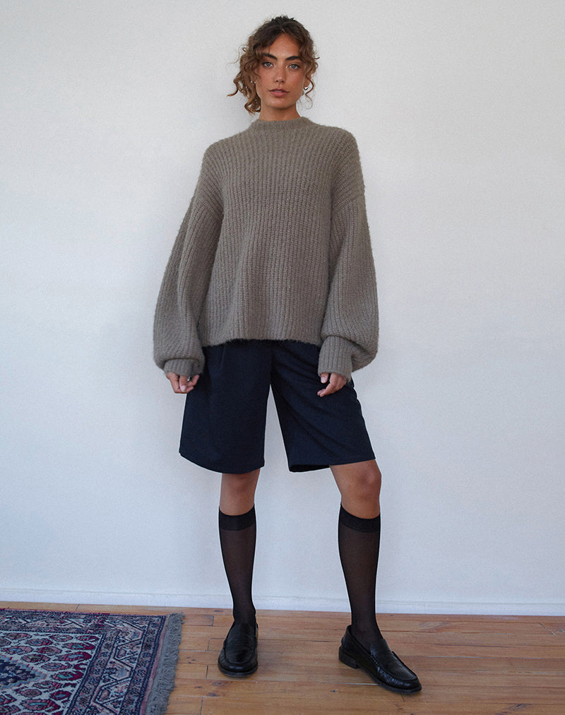 Image of Viola Übergroßer Strickpullover in Hell-Olive