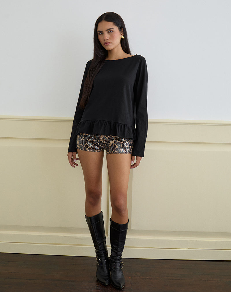Image of Vivala Boxy Long Sleeve Top in Schwarz mit Rüschensaum