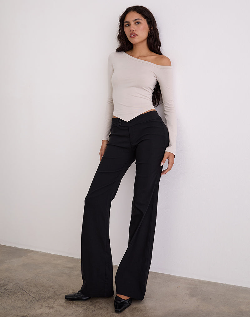 Image of Wakana Asymmetrisches langärmeliges Top in Cannoli Creme