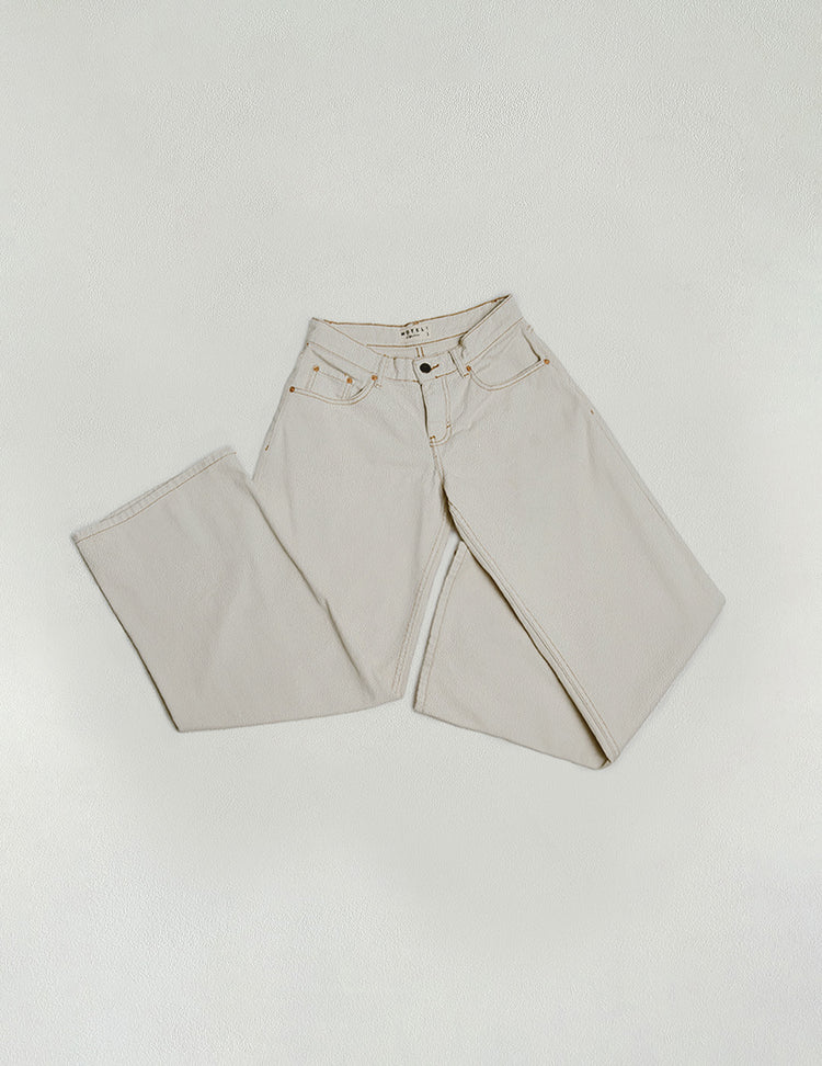 WEISS GEWASCHENER DENIM