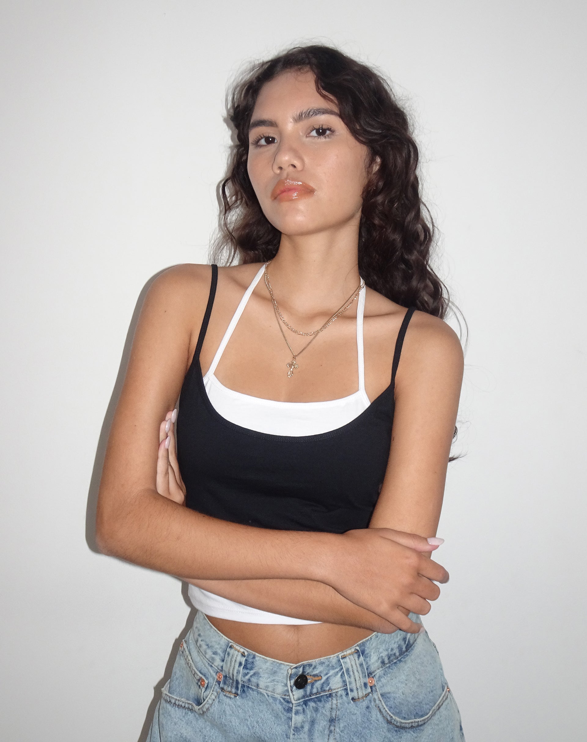 Image of Willia Two Toned Vest Top in Schwarz und Weiß