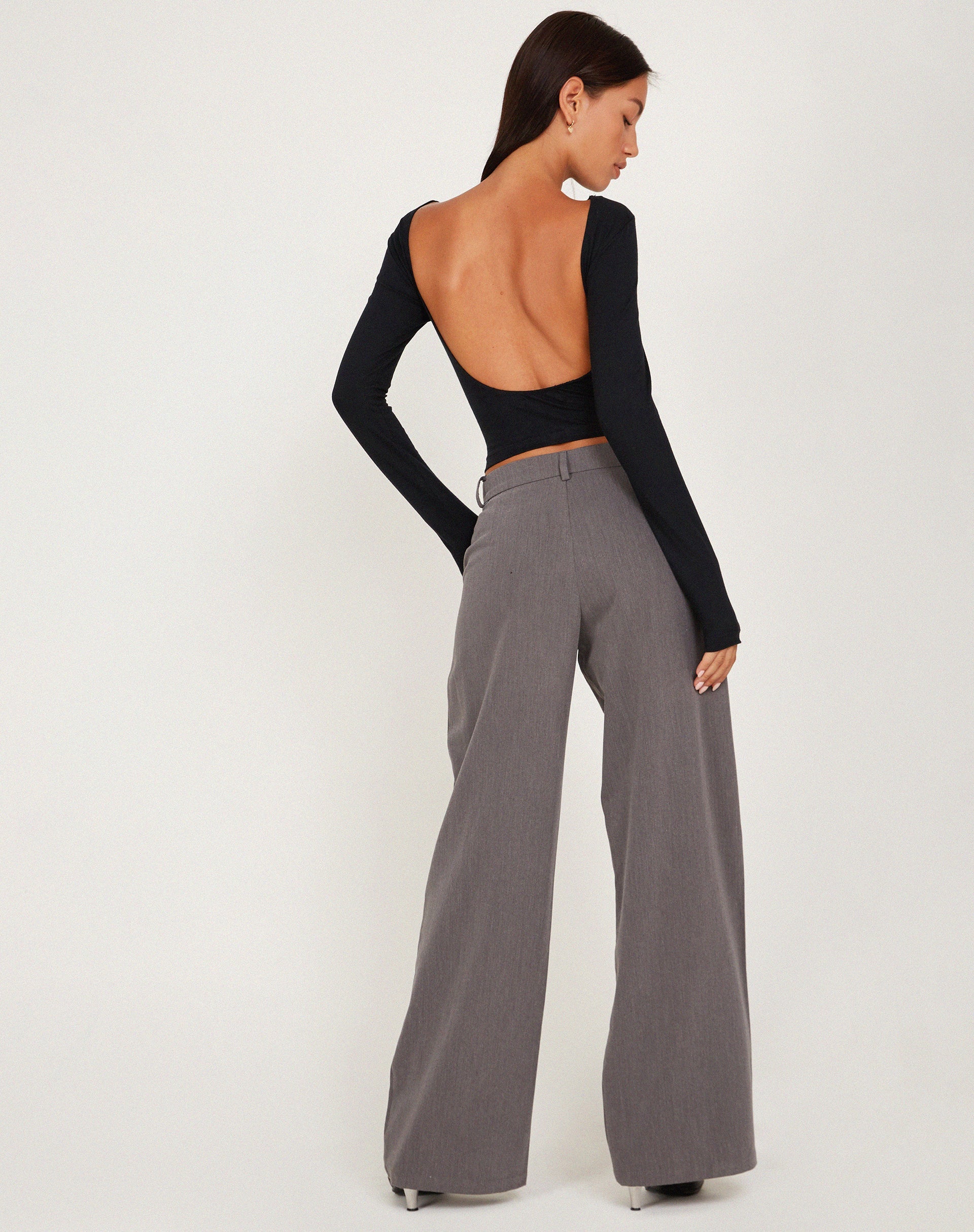 Bild von Xiabon Langärmeliges Crop Top in Schwarz