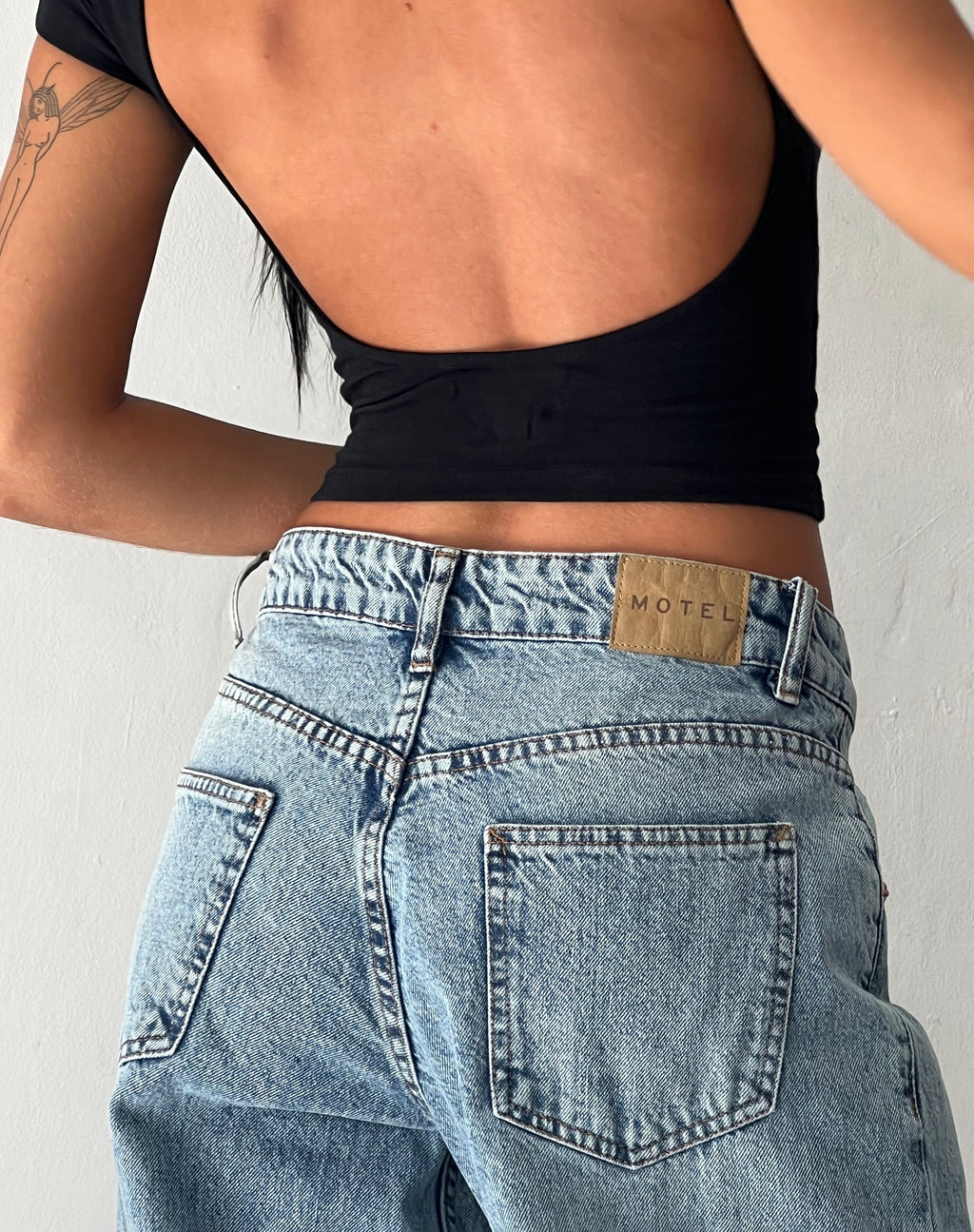 Geräumige extra weite Low Rise Jeans in Vintage Blue Wash