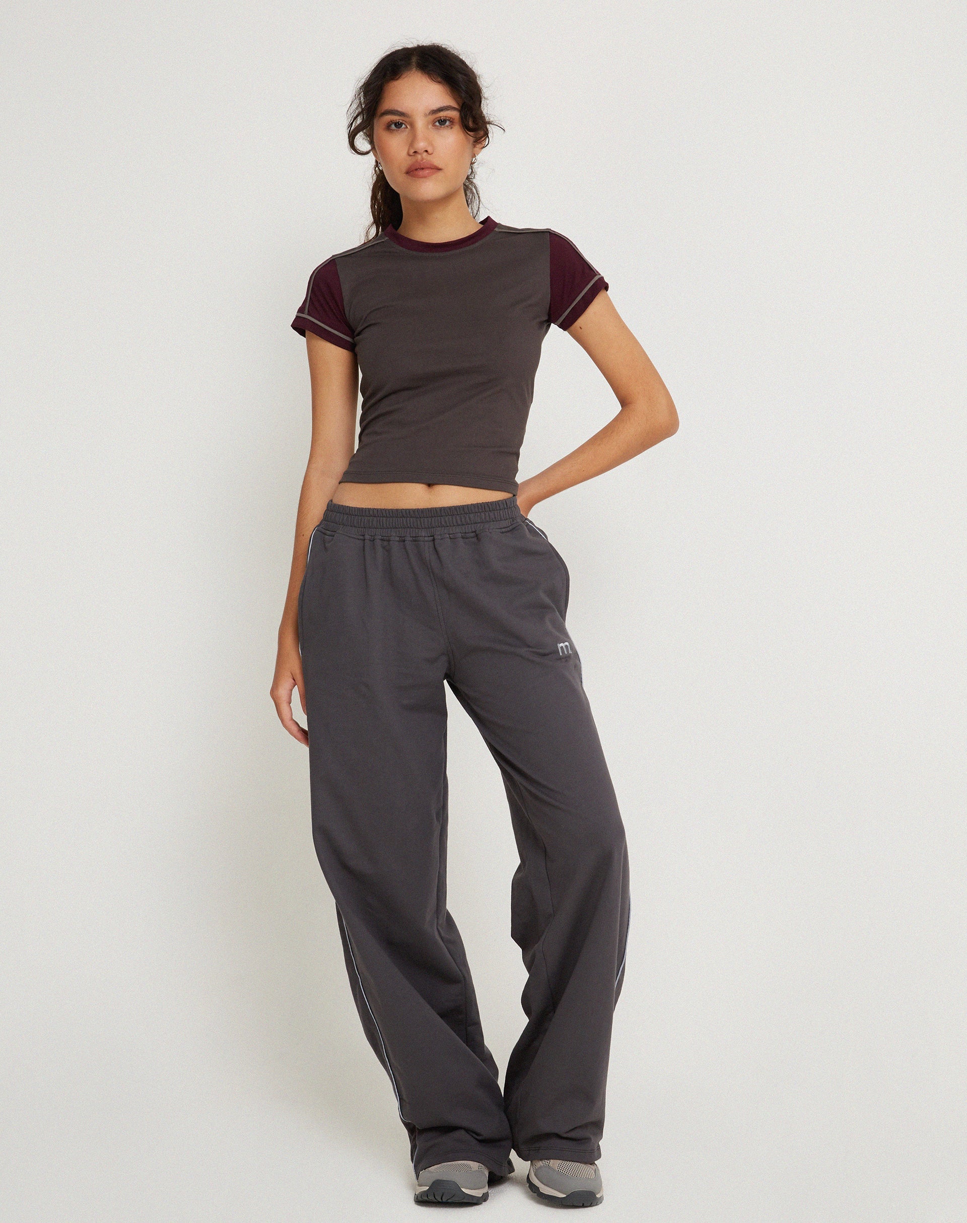 Benton Wide Leg Jogger in Beluga Grau