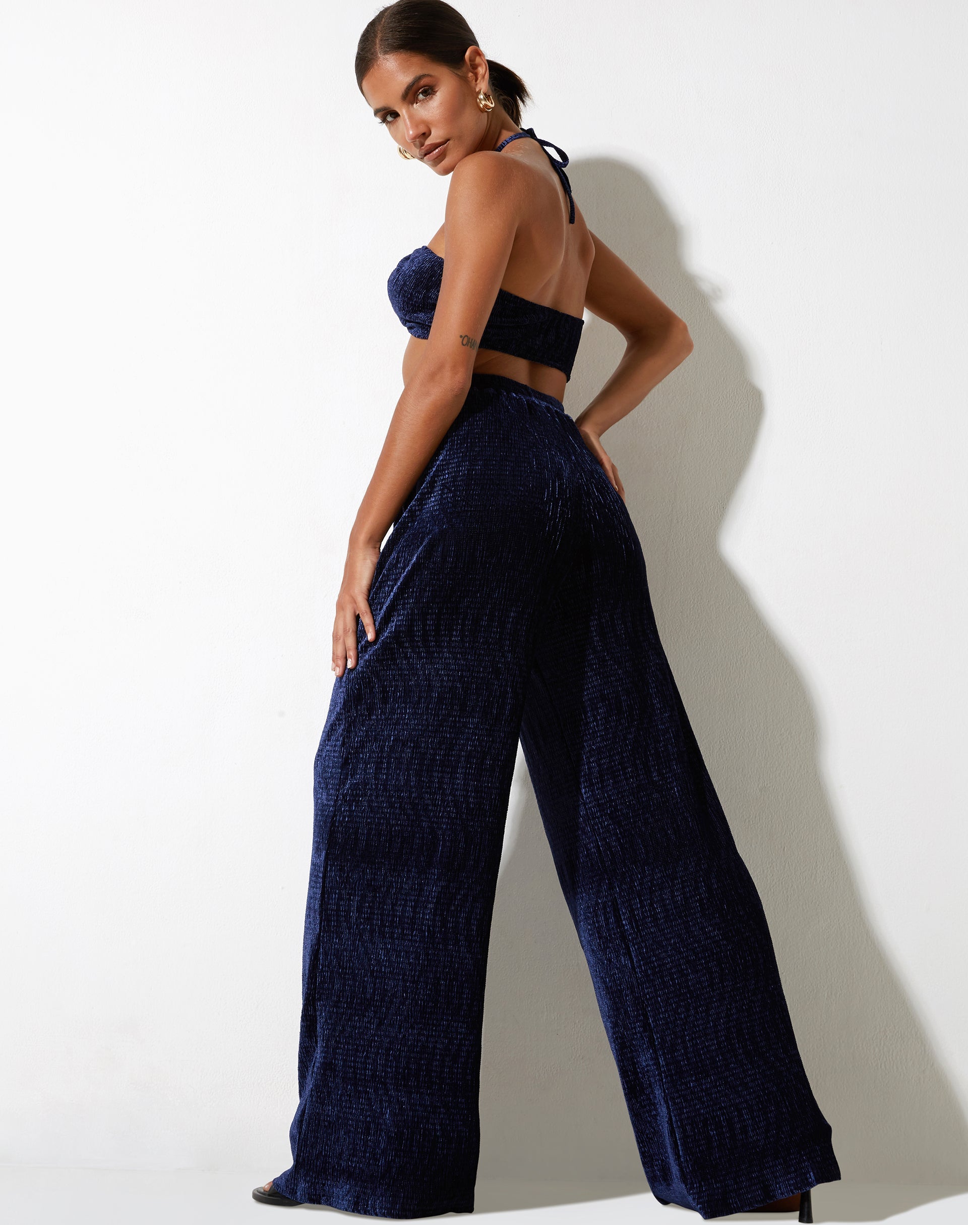 Bild von Yessa Crop Top in Velvet Navy