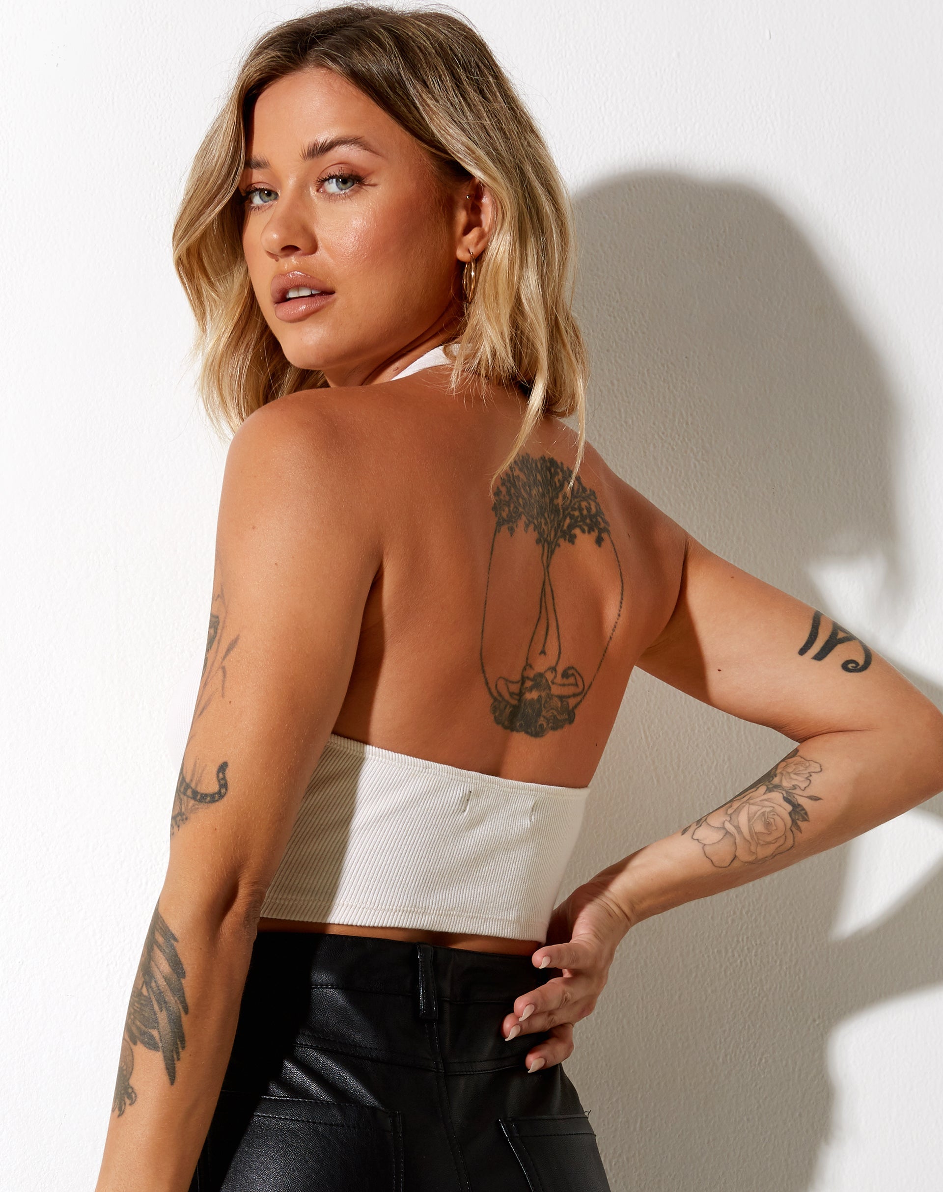 Bild von Zagh Crop Top in Rippe Winter Weiß