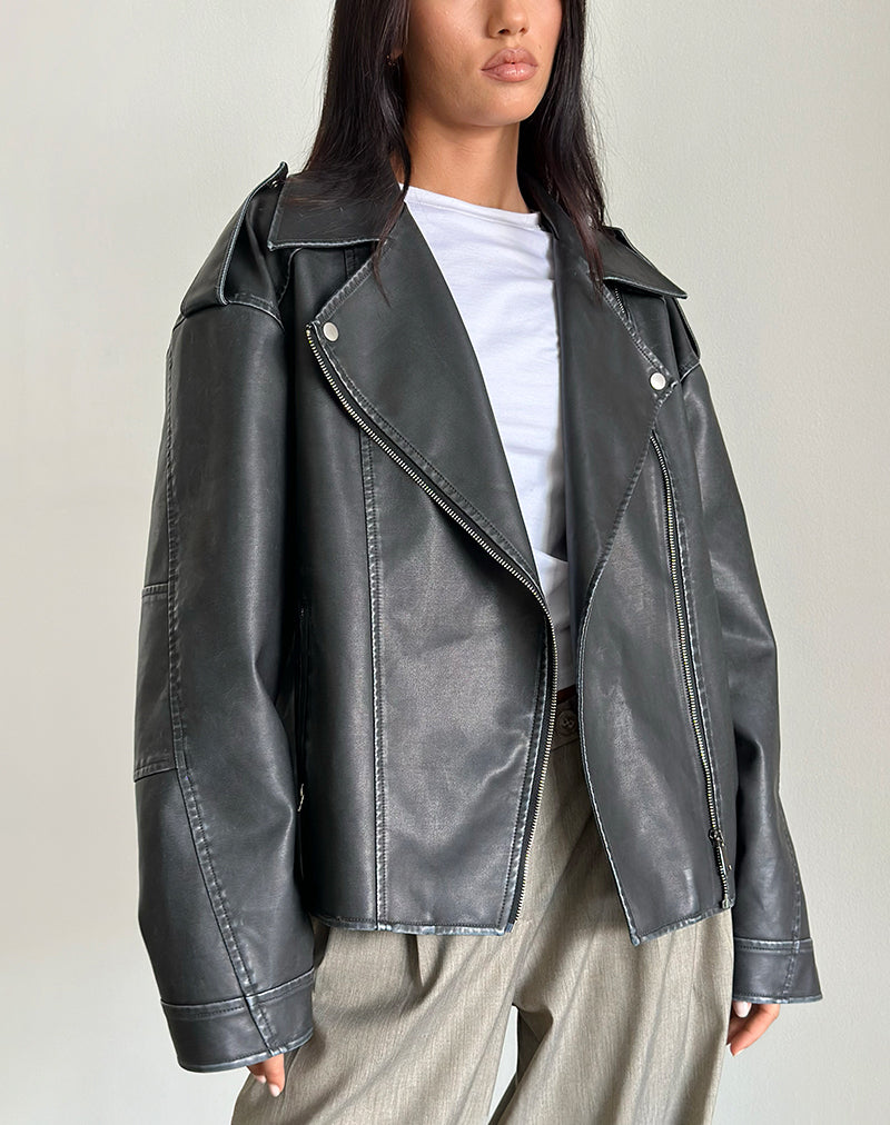 Zebbie Distressed PU Biker Jacke in Schwarz