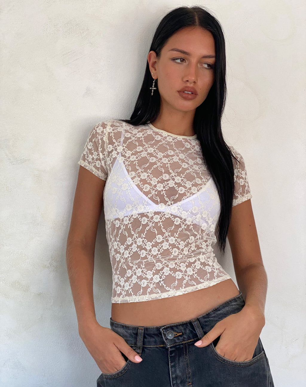 Zorani Spitze Baby Tee in Elfenbein