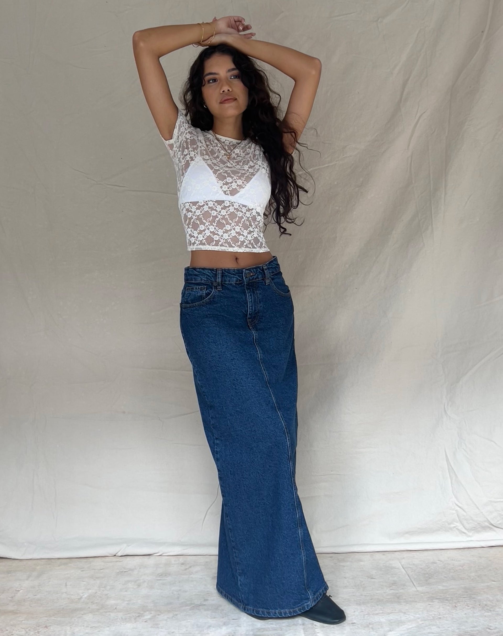 Bild von Low Rise Denim Maxirock in Mid Blue Used