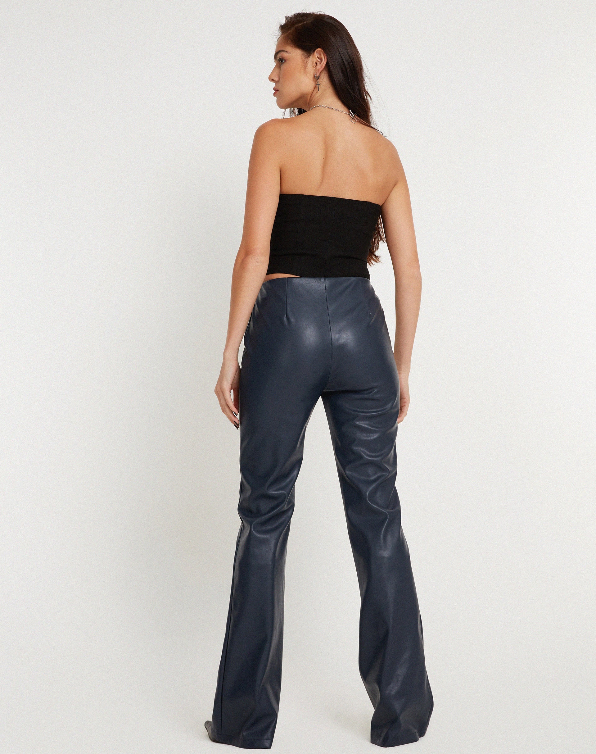 Image of Zyanna Schlaghose in PU Dark Navy