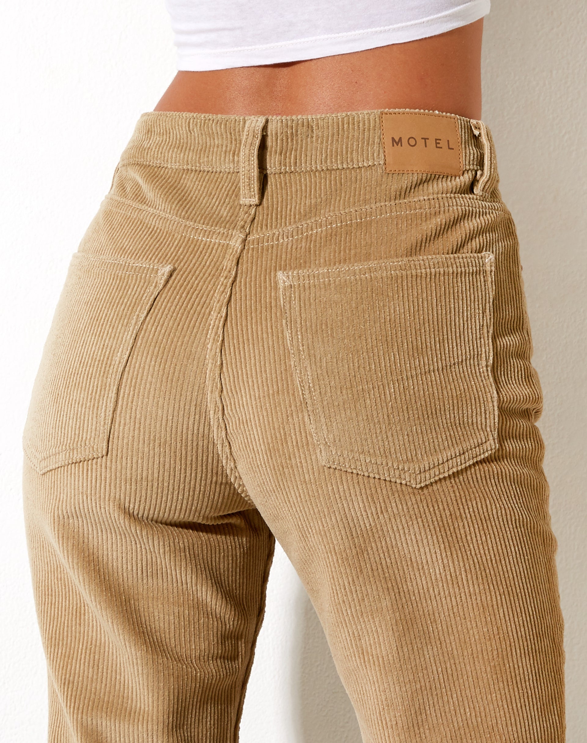 Image von Bootleg Jeans in Cord Sand