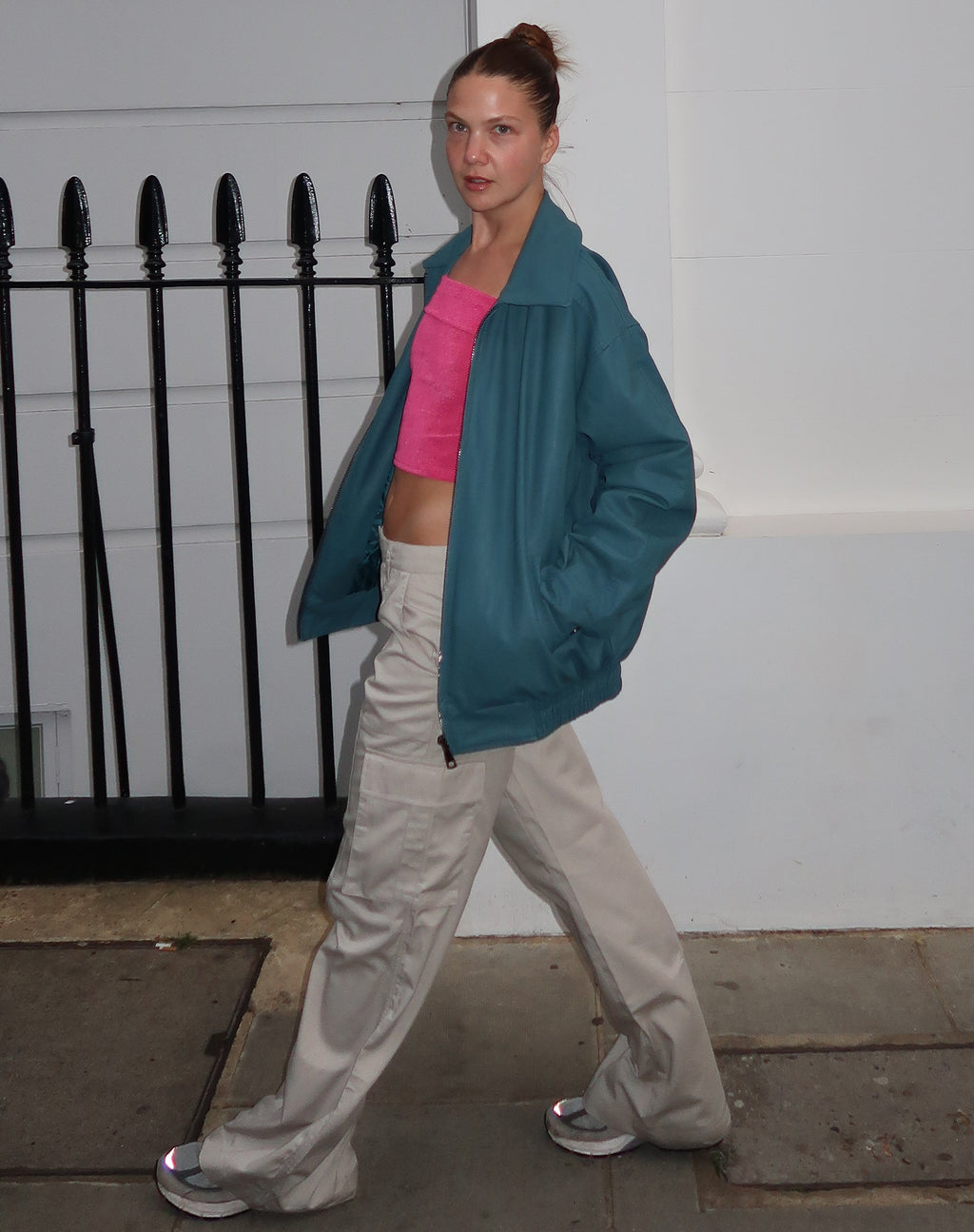 MOTEL X JACQUIE Cavita Jacke in PU Grau Blau